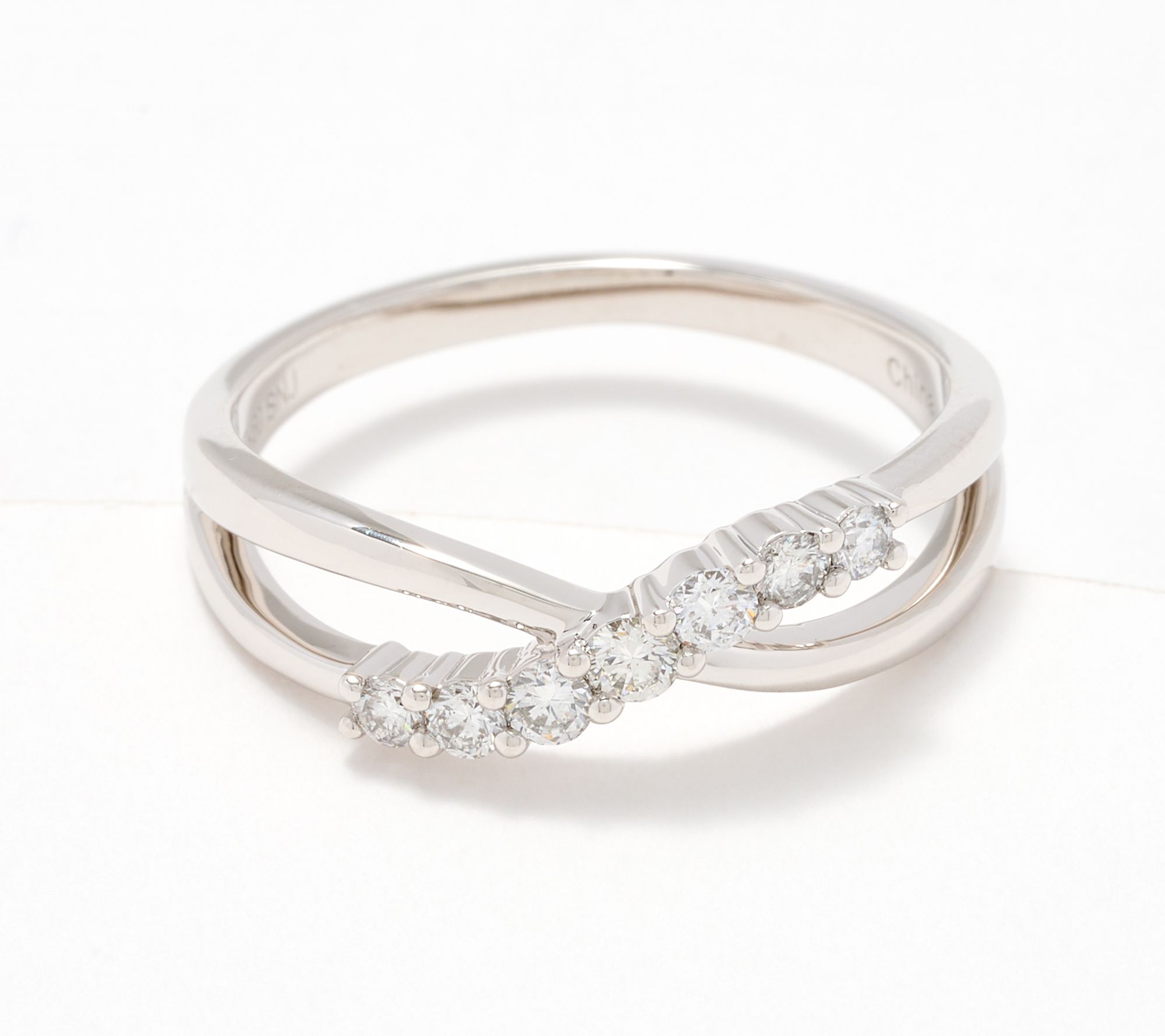 Affinity Diamonds 7-Stone 0.25 cttw Crossover Ring, Platinum