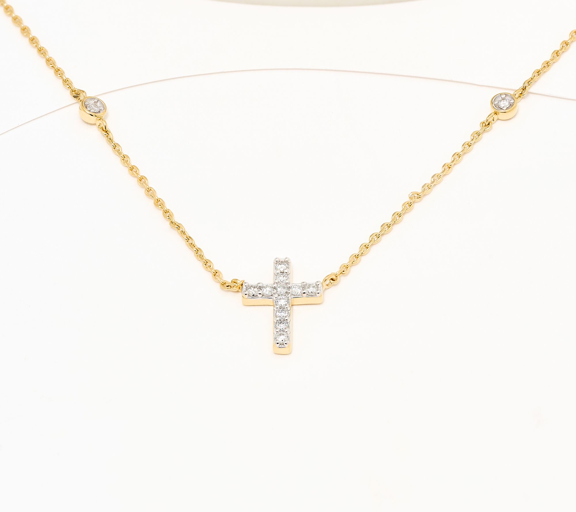 Accents by Affinity 0.12 cttw Station Cross Necklace, Sterling