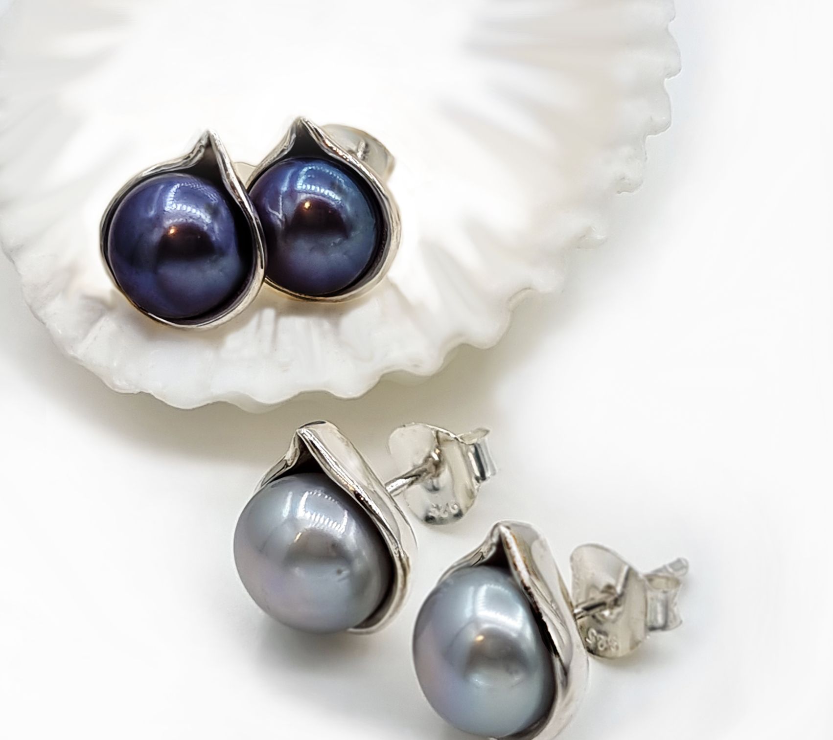Hagit Sterling Silver Set of 2 Cultured Pearl E arrings