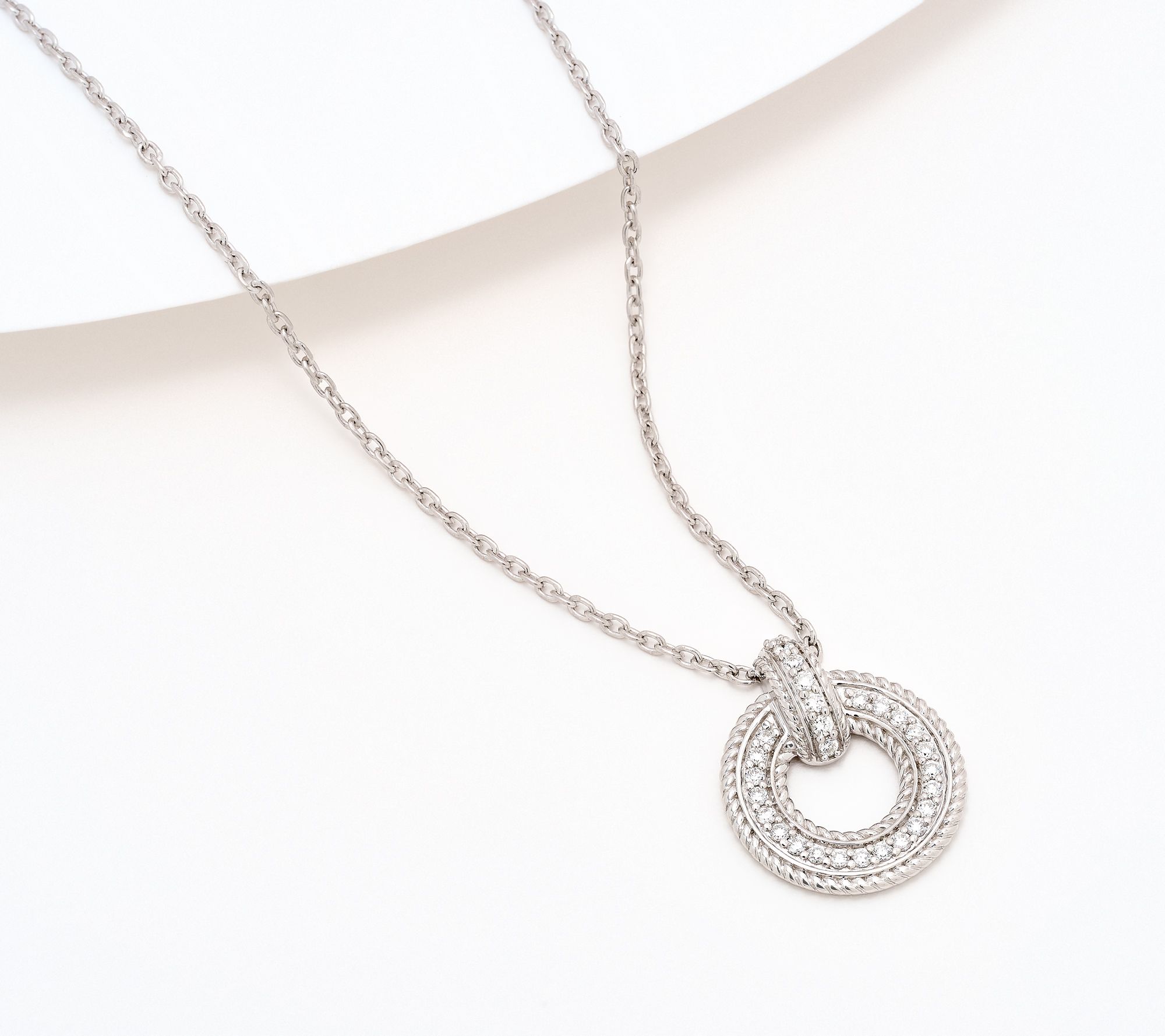 Fire Light Lab Grown Diamond 0.25 cttw Round Pendant, Sterl