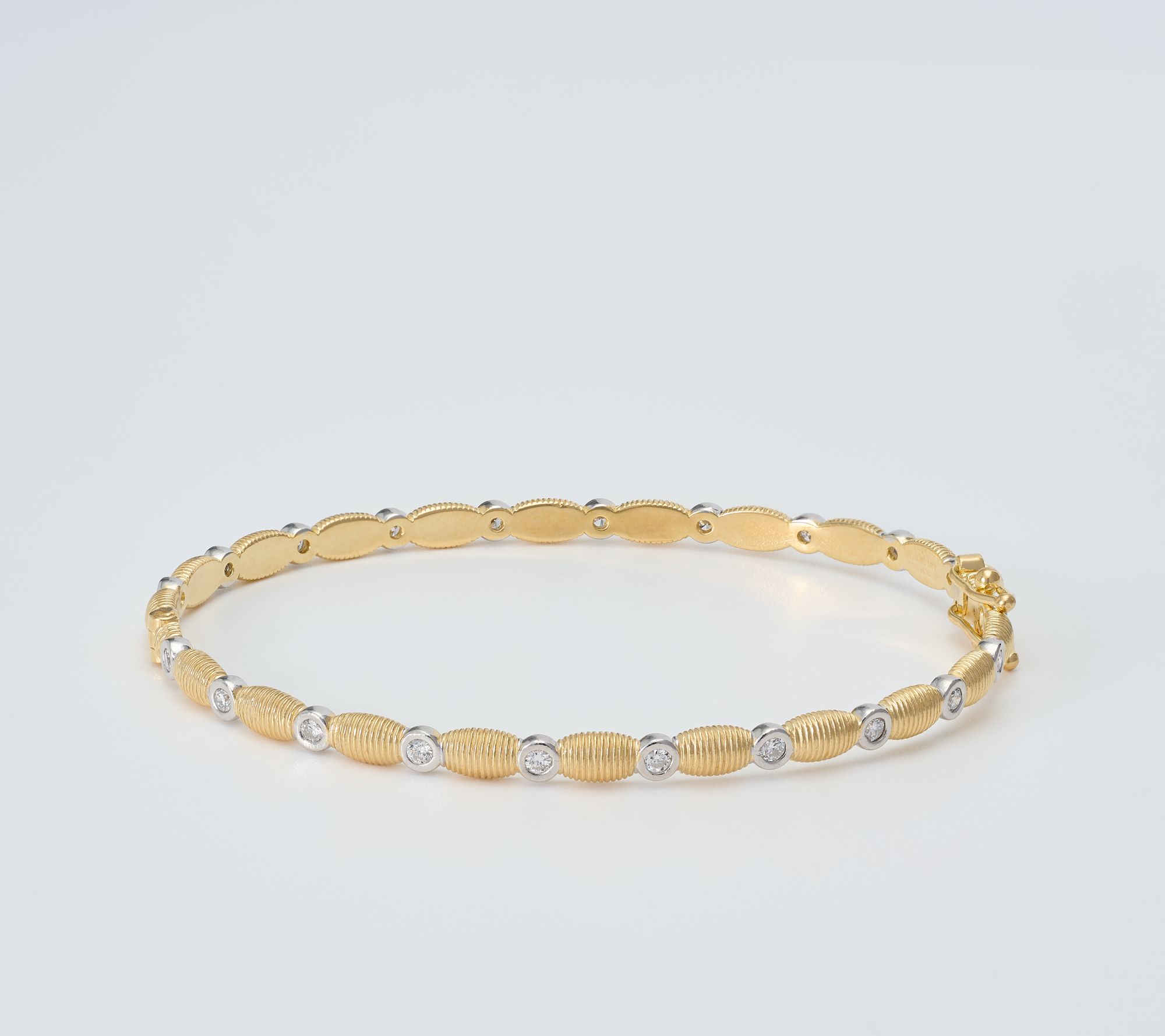 David Markstein 0.60 cttw Lab Grown Diamond Couture Bangle, Sterling