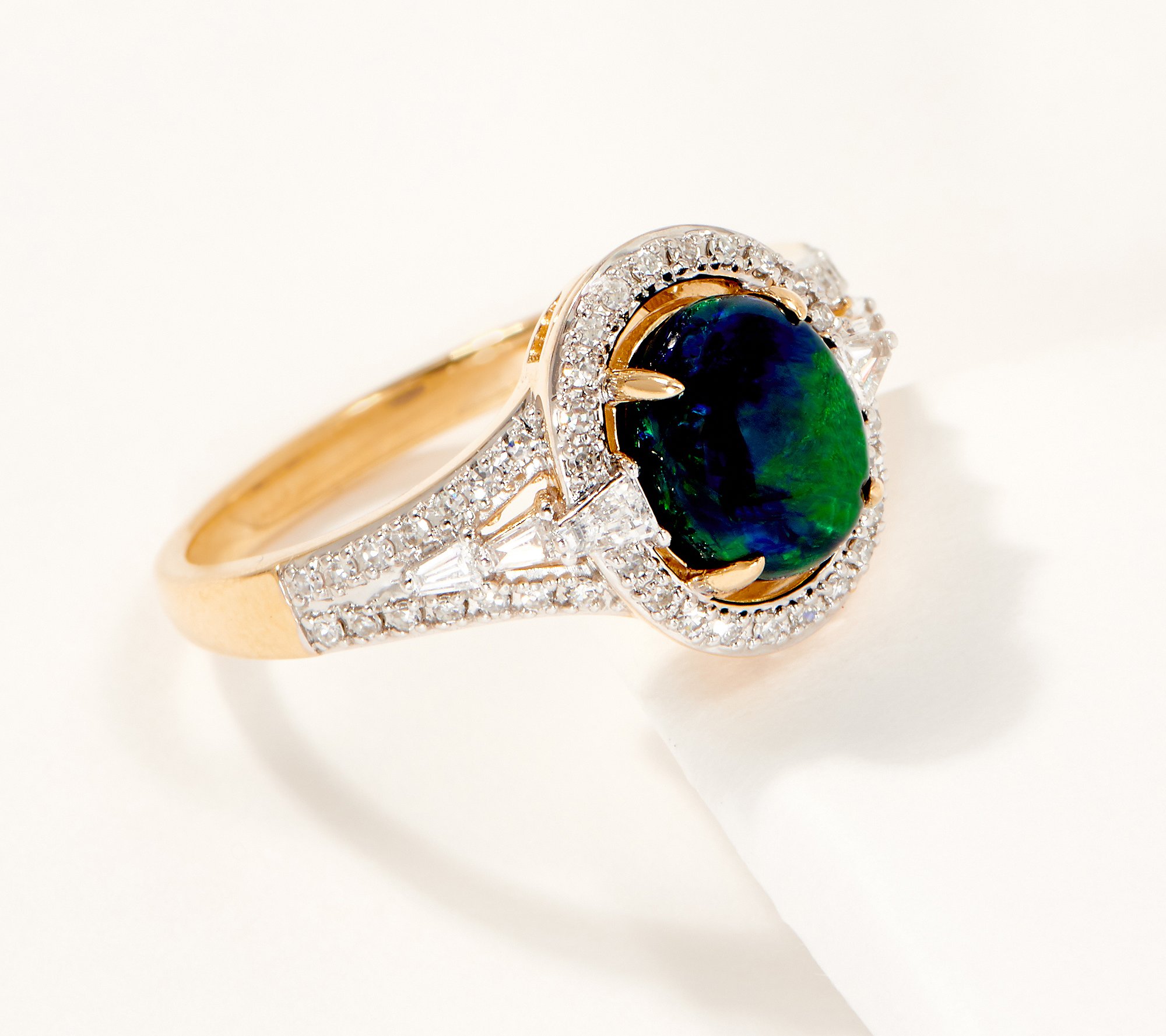 14Kt Gold Black Opal & Diamond Round Design Ring 