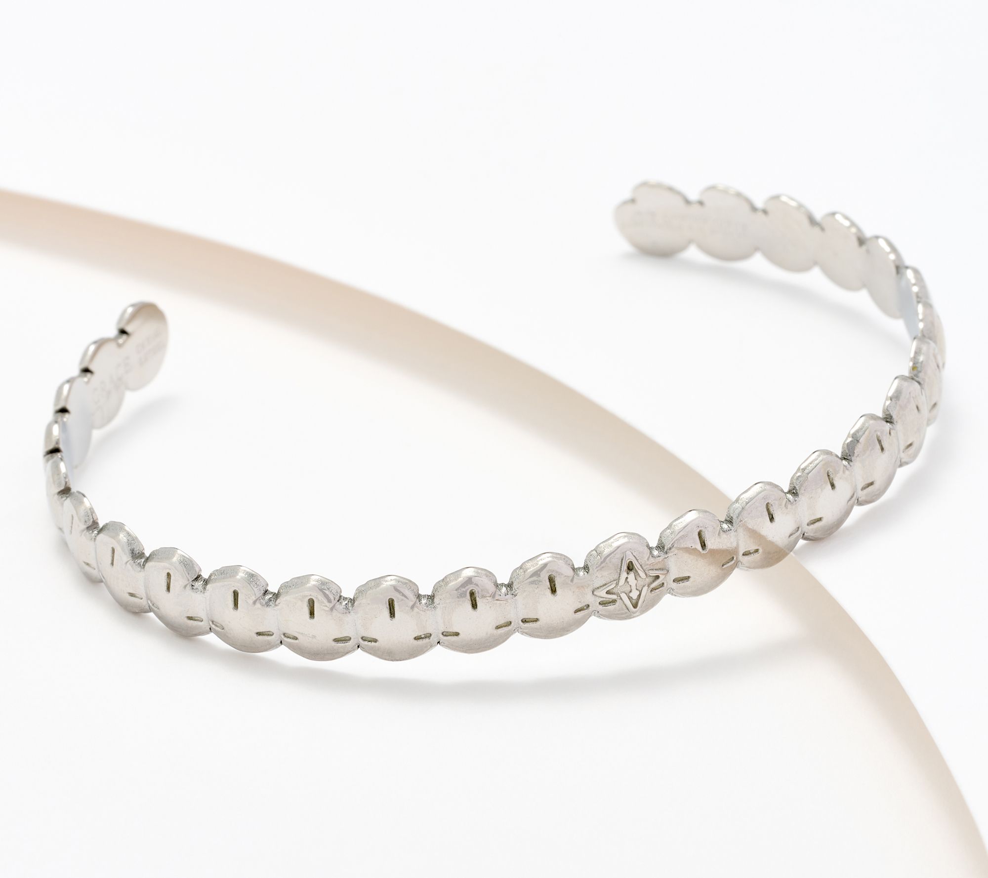 Valencia Key x Kerstin Lindquist Sand Dollar Cuff