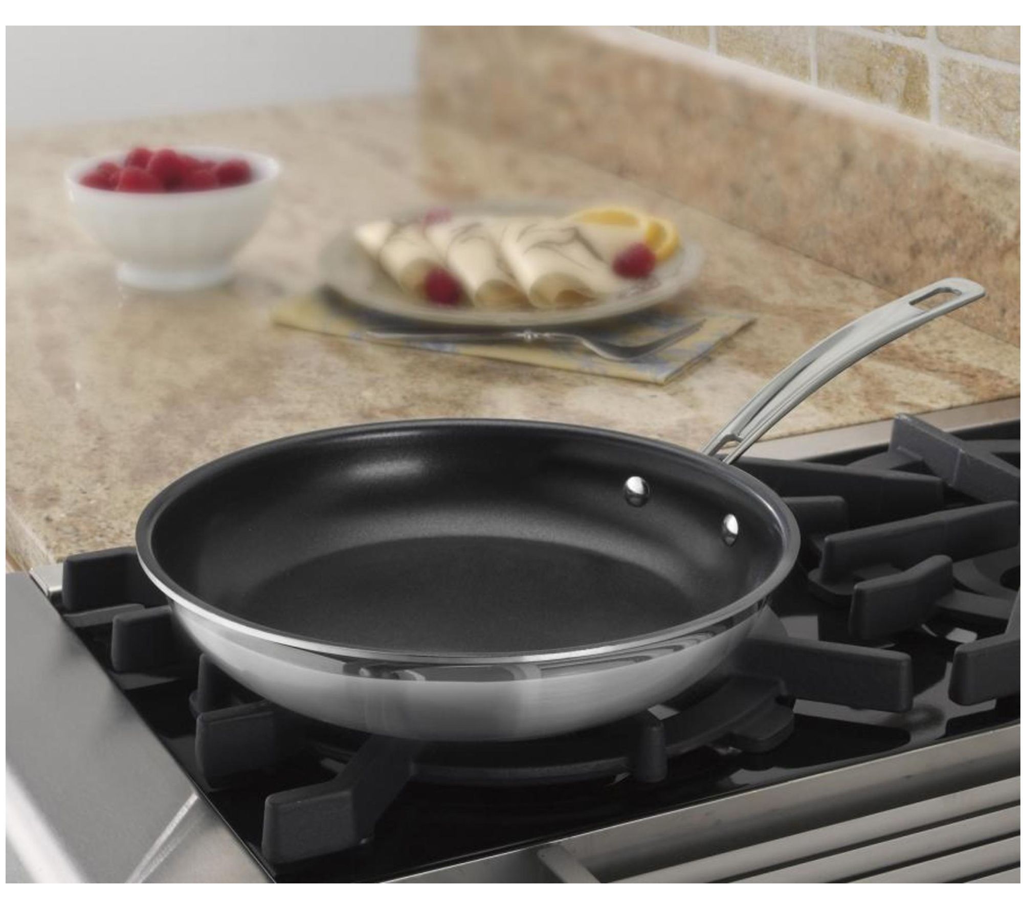 Cuisinart MultiClad Pro 12 w/Helper Handle Skillet, Inch, Stainless Steel