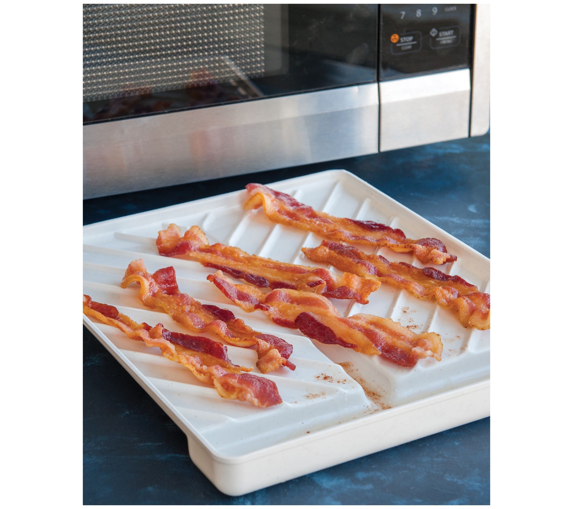 Nordic Ware Microwave 2-Sided Round Bacon and Meat Grill and 10-Inch Spatter Cover
