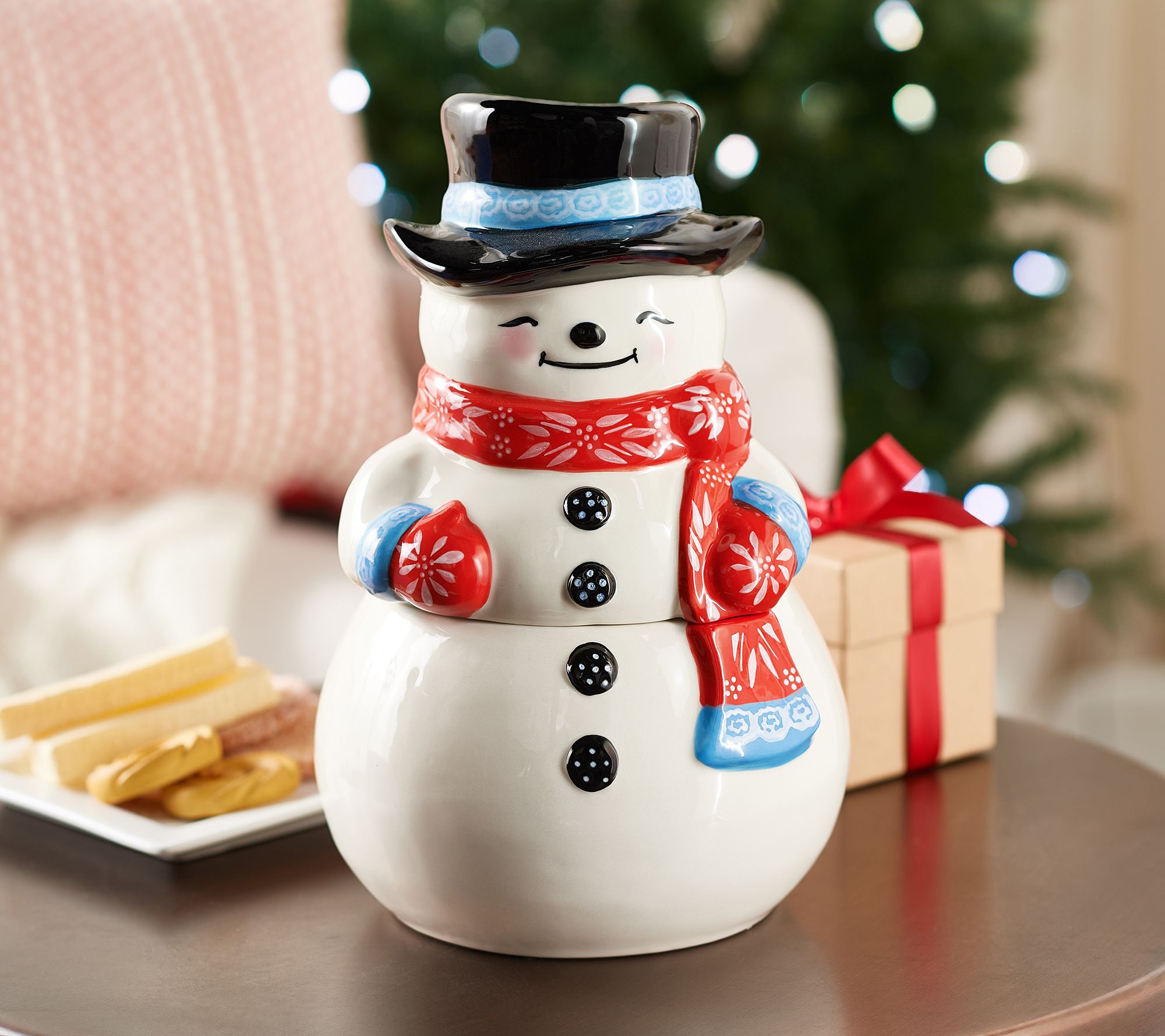 Holiday Figural Magnetic Salt & Pepper Shakers