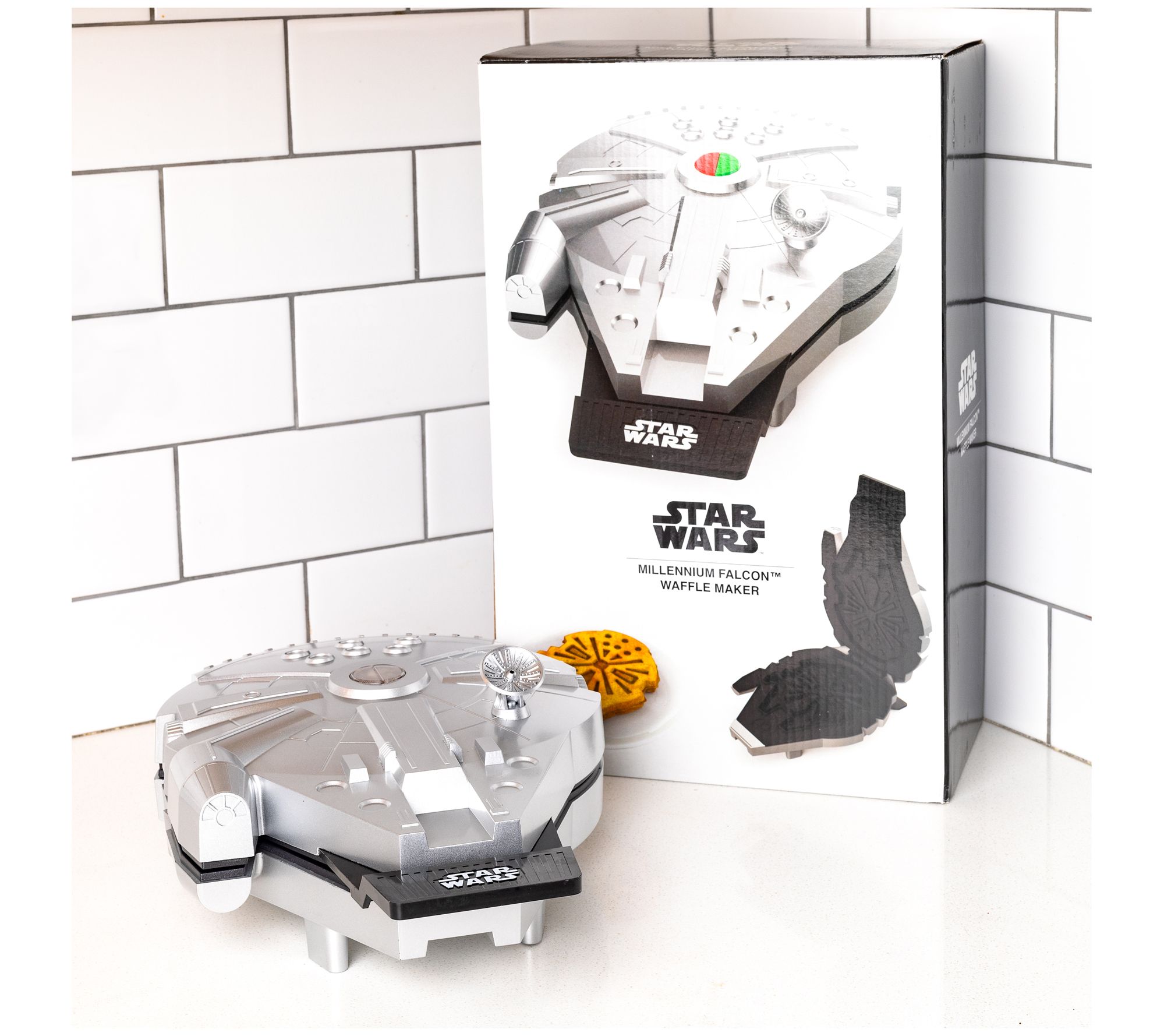 Uncanny Brands - Star Wars 2 Quart Slow Cooker : Target