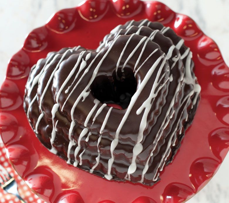 Nordic Ware Elegant Heart Bundt Pan