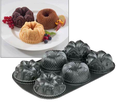 Nordic Ware Fleur-de-lis Bundt Pan, Silver Aluminum