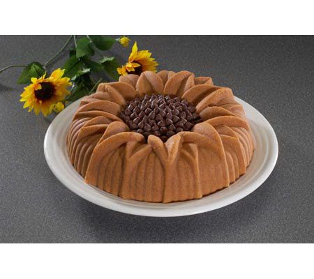 Nordic Ware Sunflower Cakelet Pan