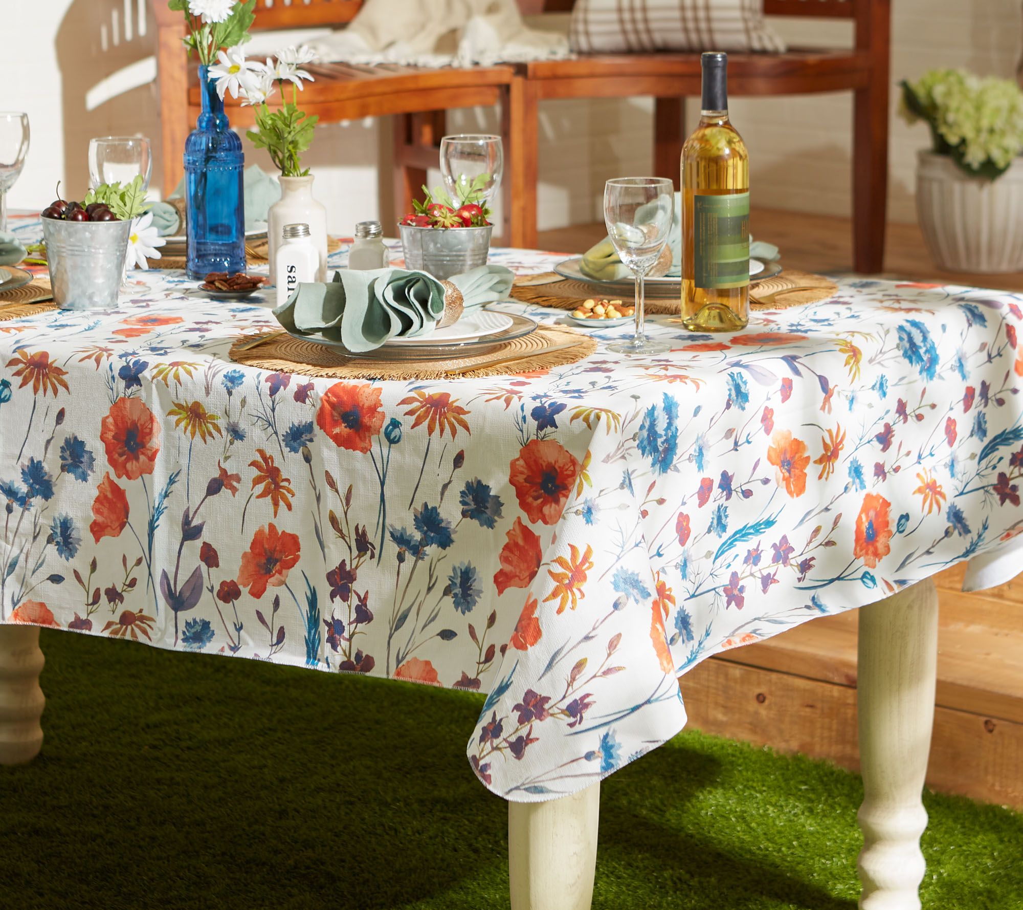 Blooming Springs Signature Tablecloth Assorted Sizes 