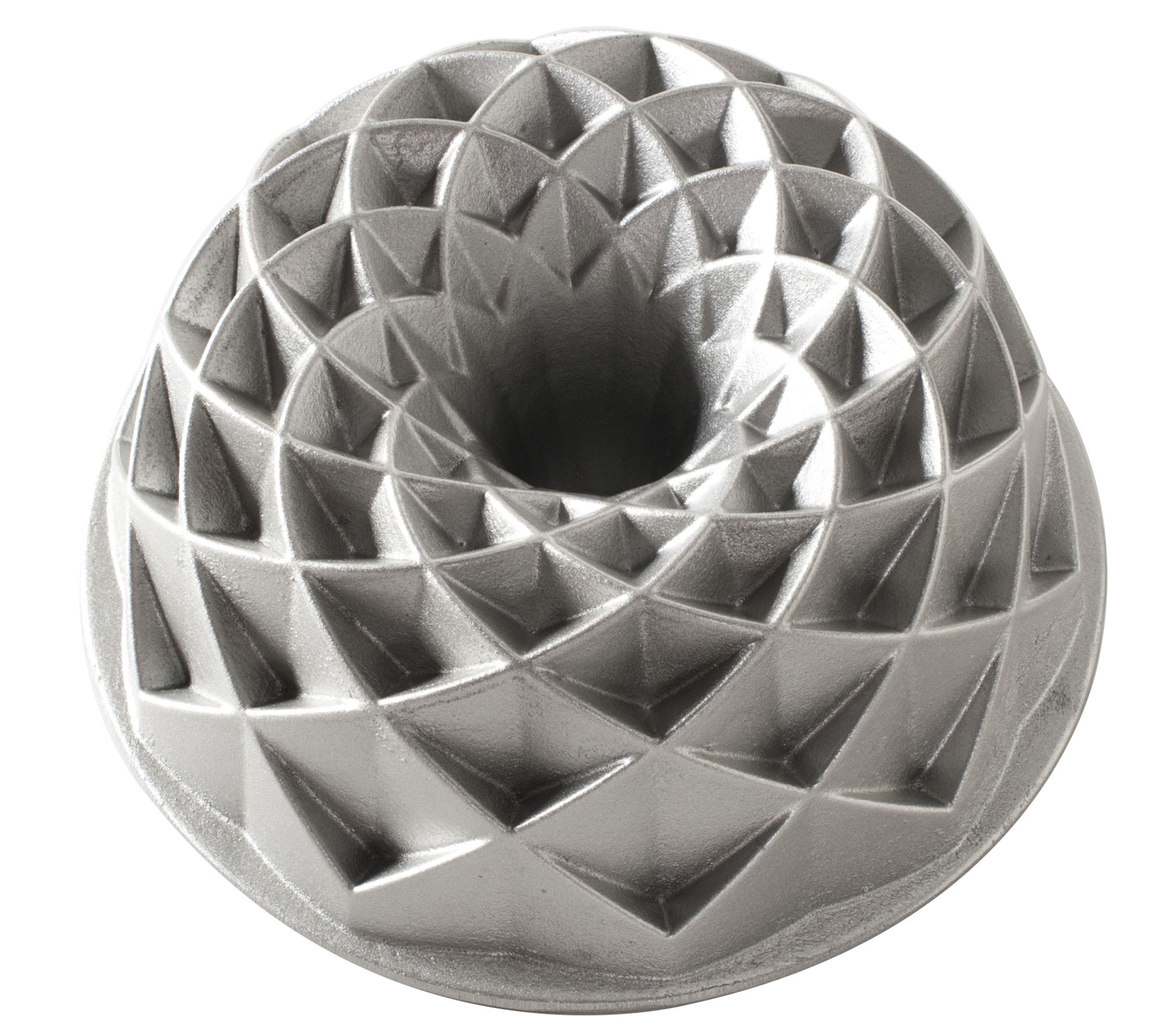 Nordic Ware 10 Cup Cast Aluminum Heart-Shaped Nonstick Bundt Pan - 11L x  10 3/8W x 4D