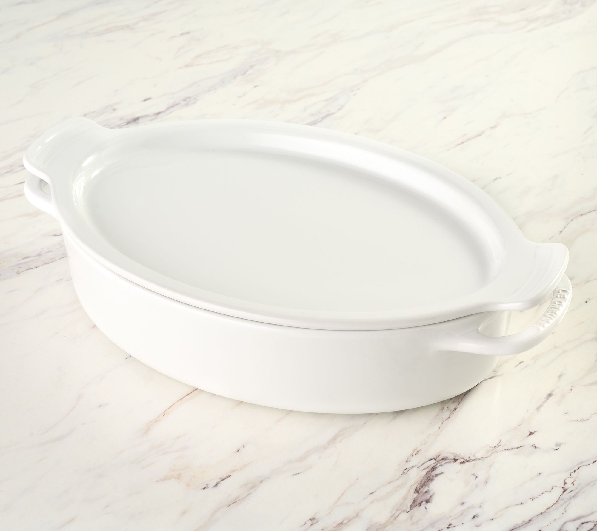Le Creuset 3.5-L Stoneware Oval Baker w/ Platter Lid