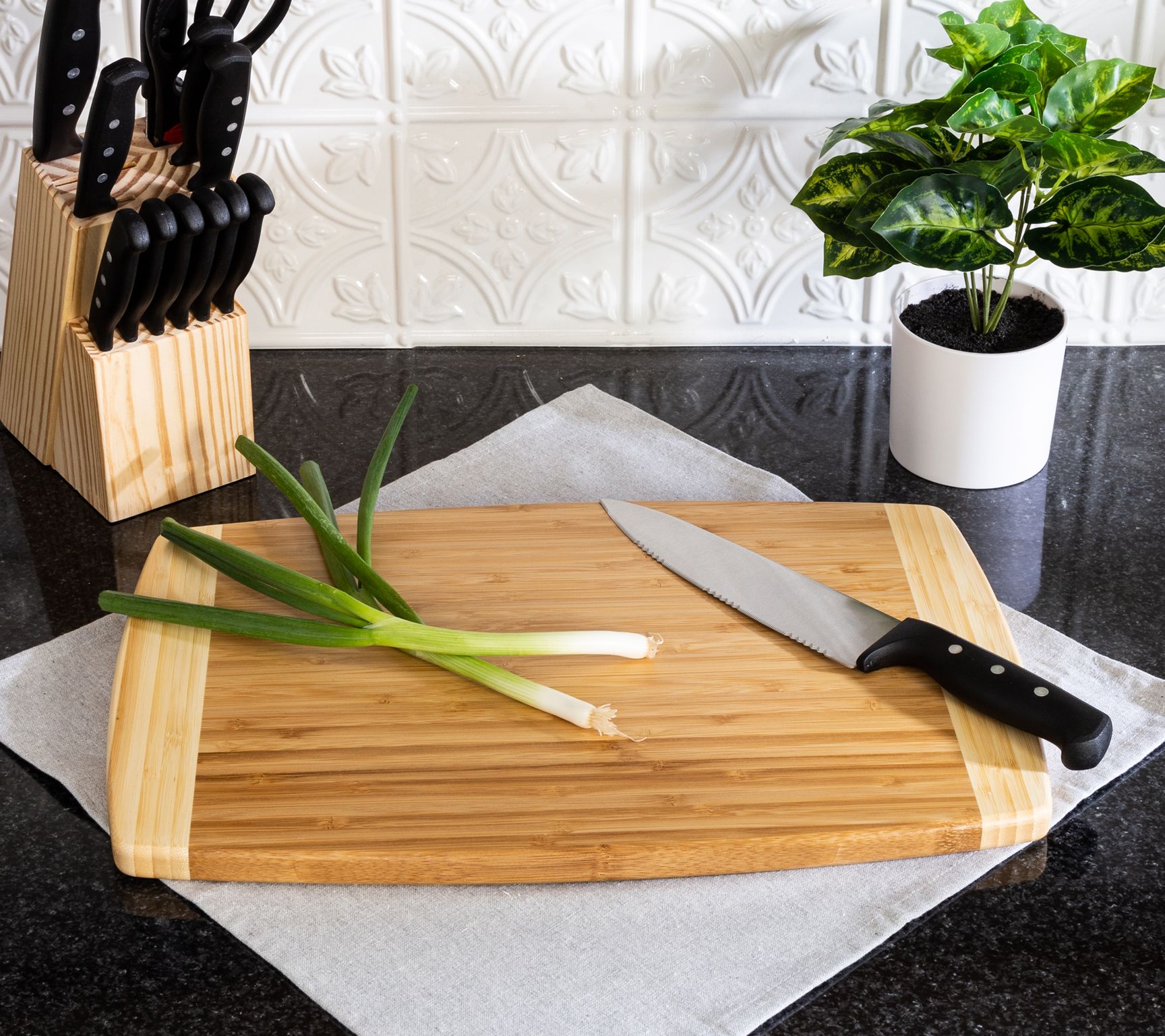 Cut&Carve™ Bamboo Cutting Board