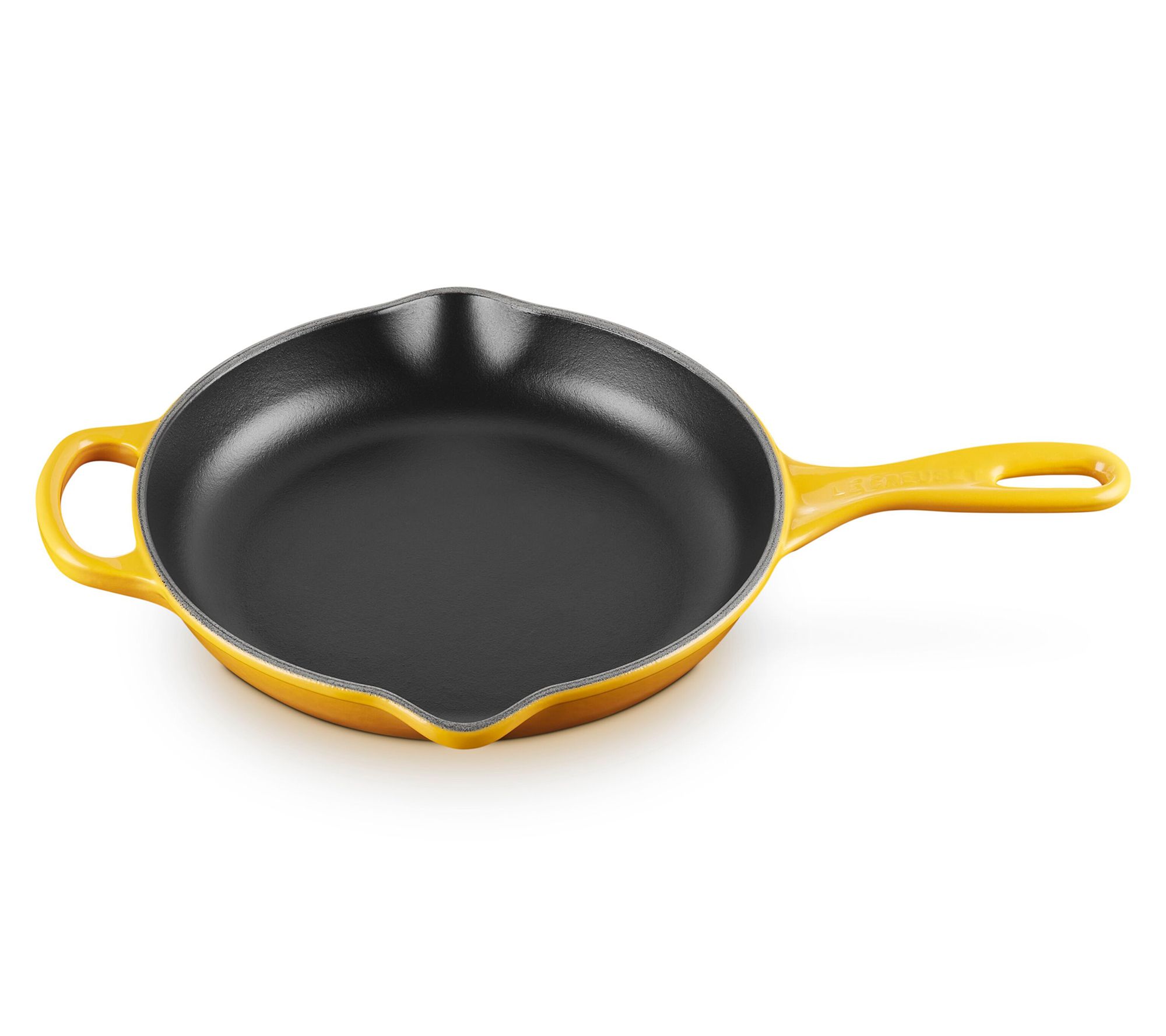 Le Creuset 9" Signature Iron Handle Skillet
