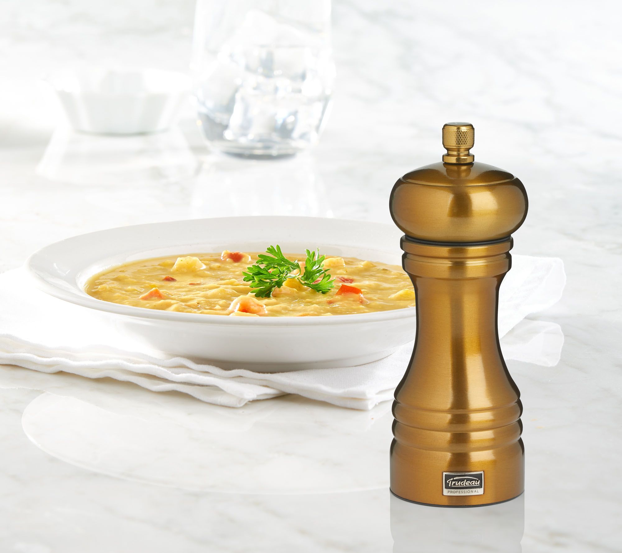 Trudeau Professional 6" Copper Finish Pepper Mill