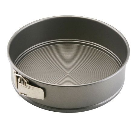 Wilton Aluminum Springform Pan, 9-Inch Round Pan for Cheesecakes and Pizza