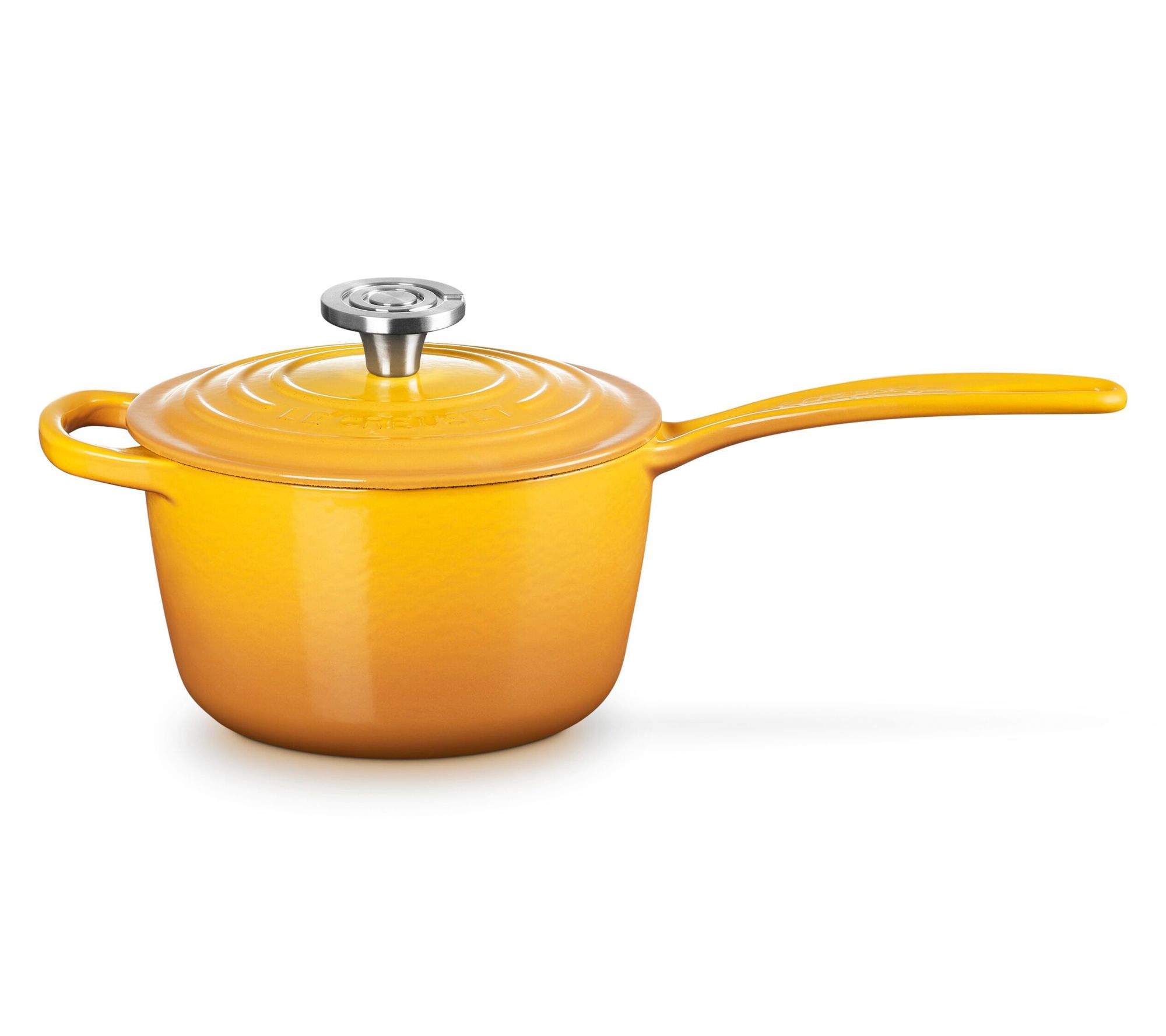 Le Creuset Sign ature 1.25-qt I ron Handle Sauc epan Saucepan