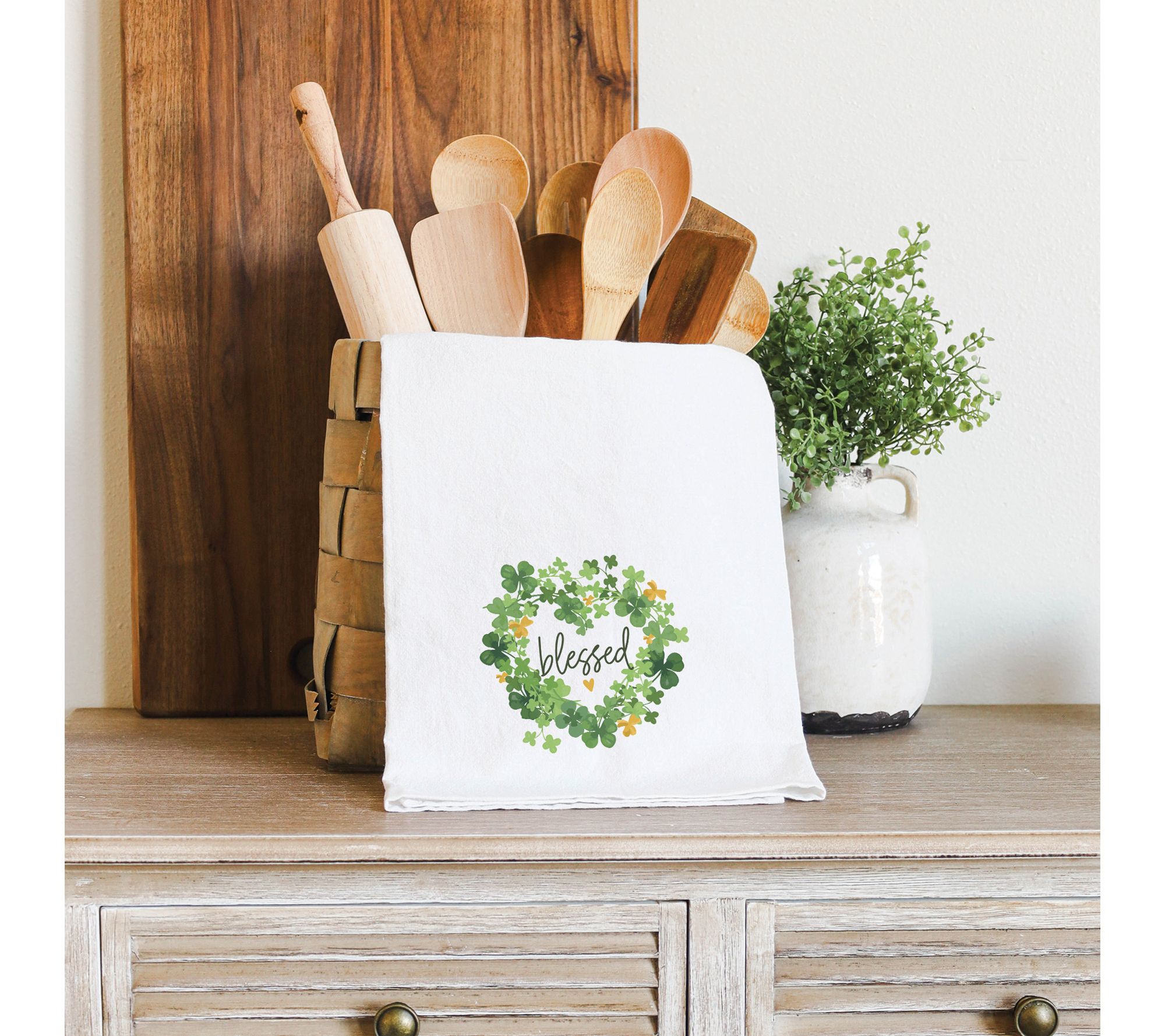 Sincere Surroundings 29" St. Pat's Tea Towel