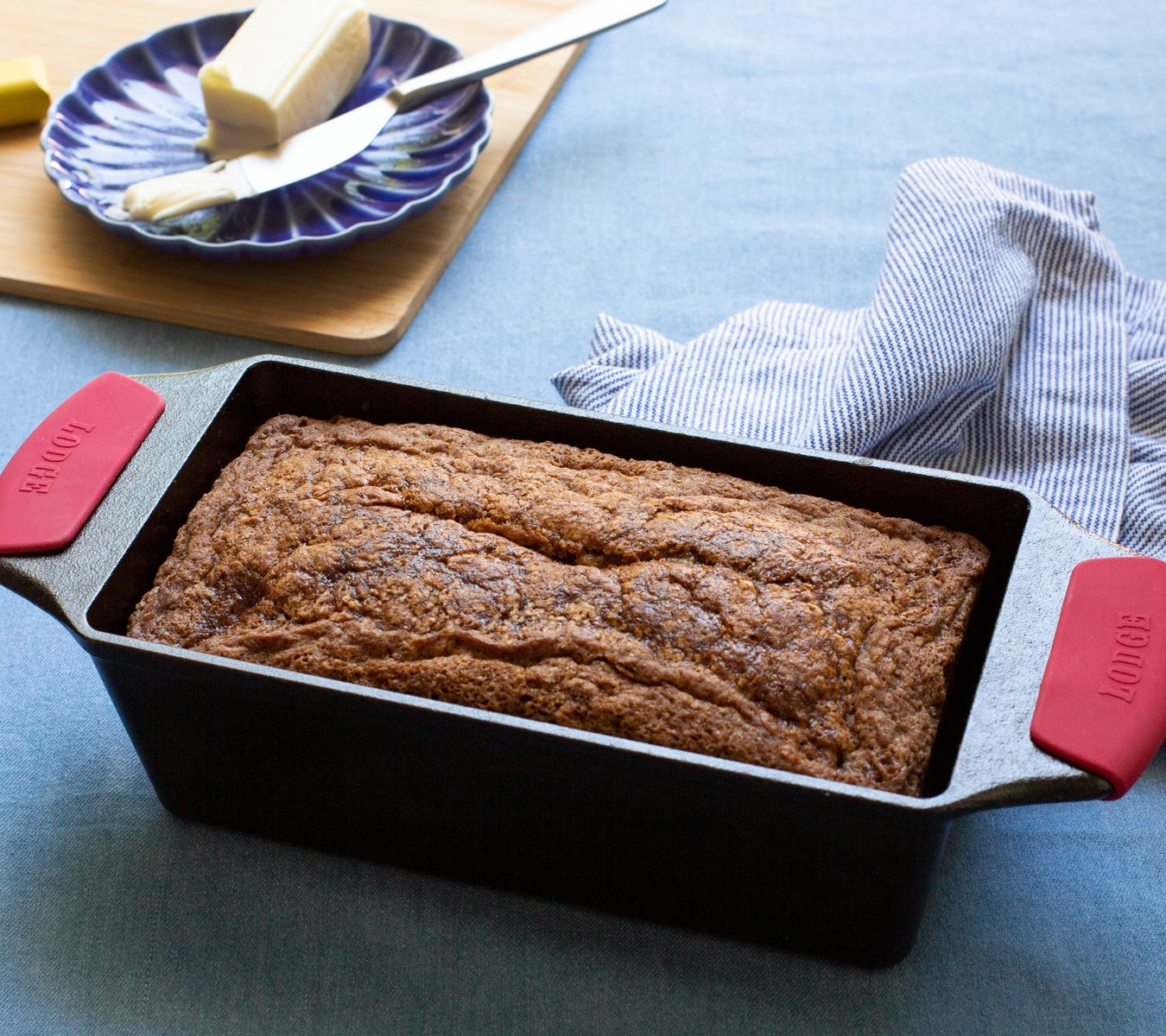 Lodge Cast Iron Loaf Pan with Silicone Grips