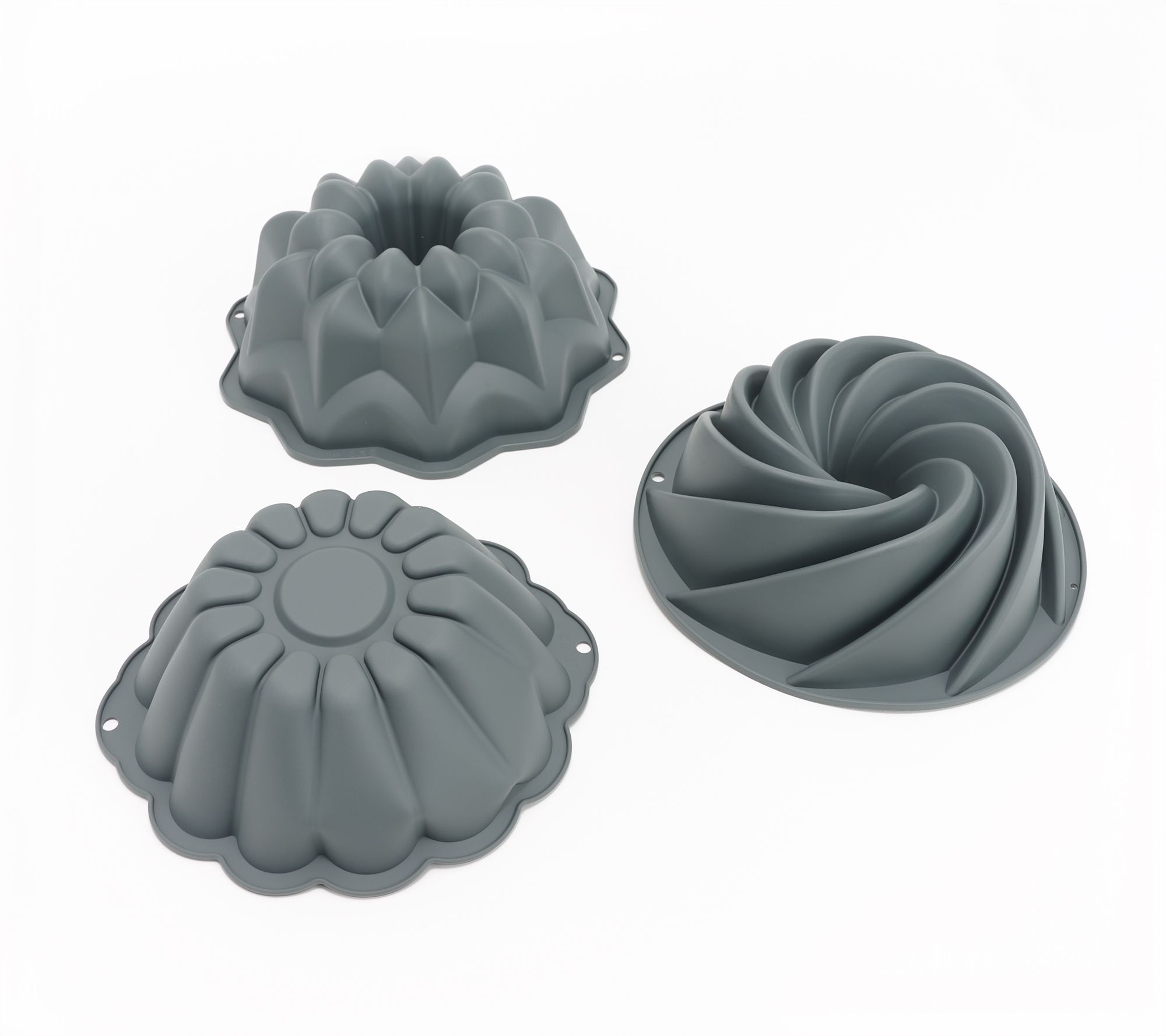 Good Housekeeping Set of 3 Silicone Bundt Pans