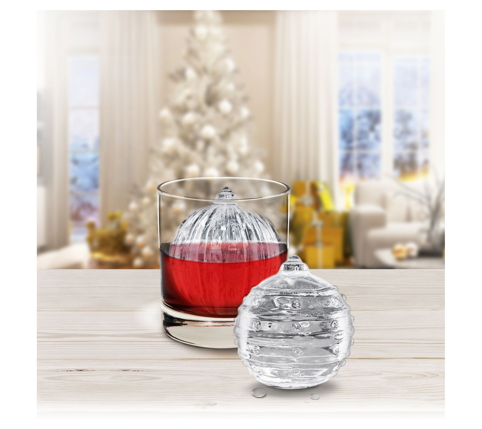 Tovolo 8 piece Holiday OrnamentsCraft Ice Molds 