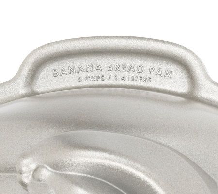Banana bread using Nordic Ware's 75th Anniversary loaf pan 🍌 : r