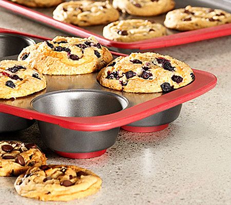 Technique 8pc Red Silicone Bakeware Set w Case Muffin Bread Cake Cookie  Mats