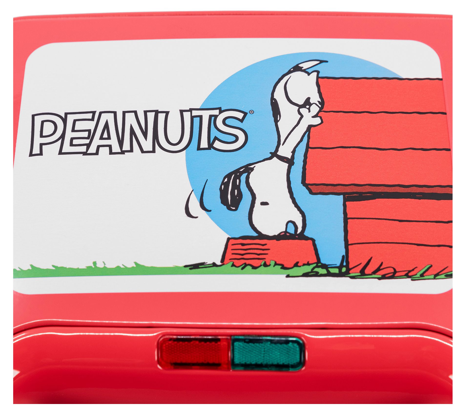 Uncanny Brands Peanuts 2 Quart Slow Cooker- Snoopy & Woodstock Appliance