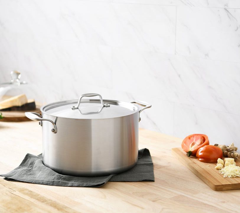 BergHOFF Professional Stainless Steel 10/18 Tri-Ply 8 qt Stock Pot with SS Lid, 9.5