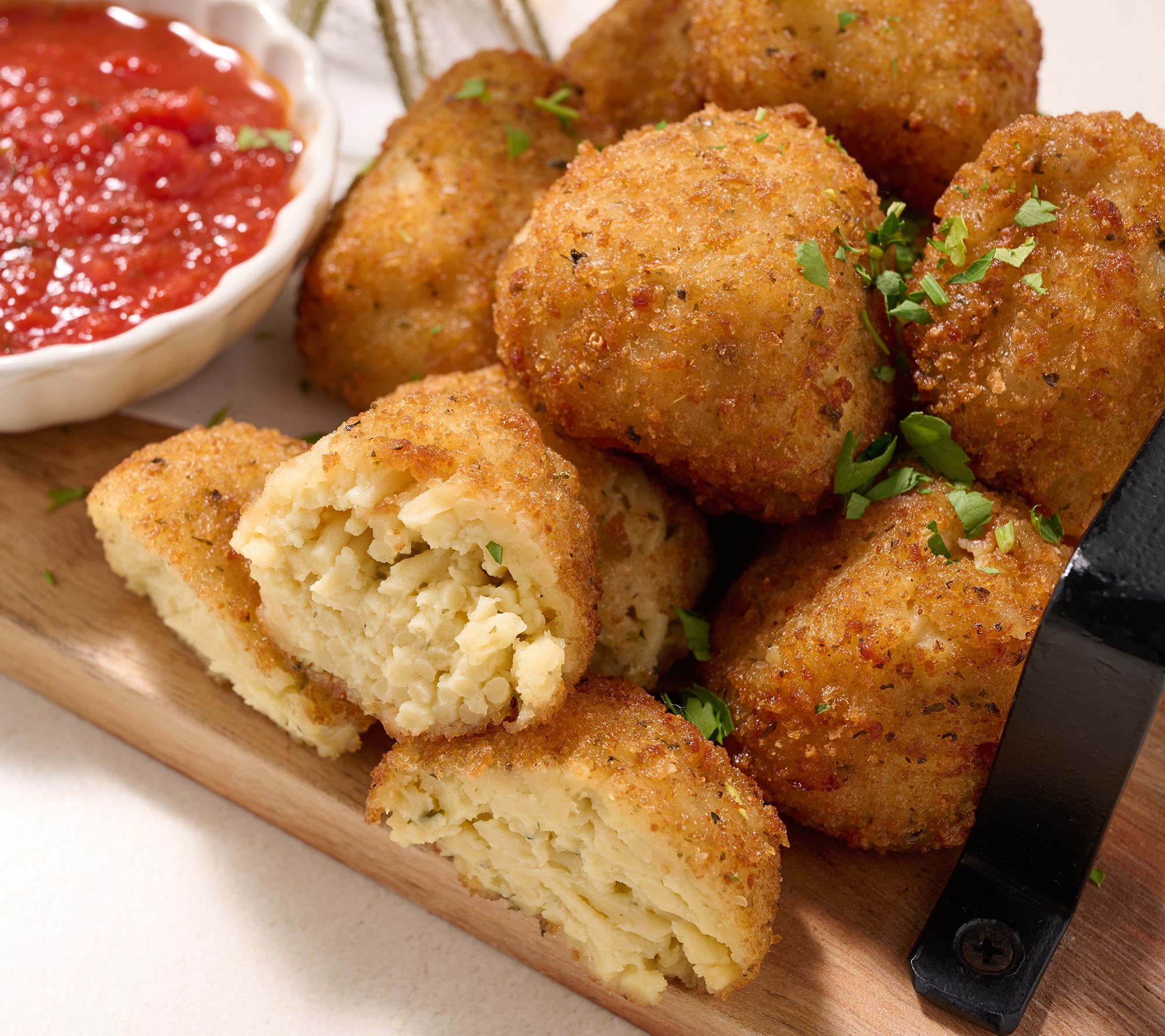 SH12/7 Taste of Italy (16) 2-oz Flavored Spaghetti Bites