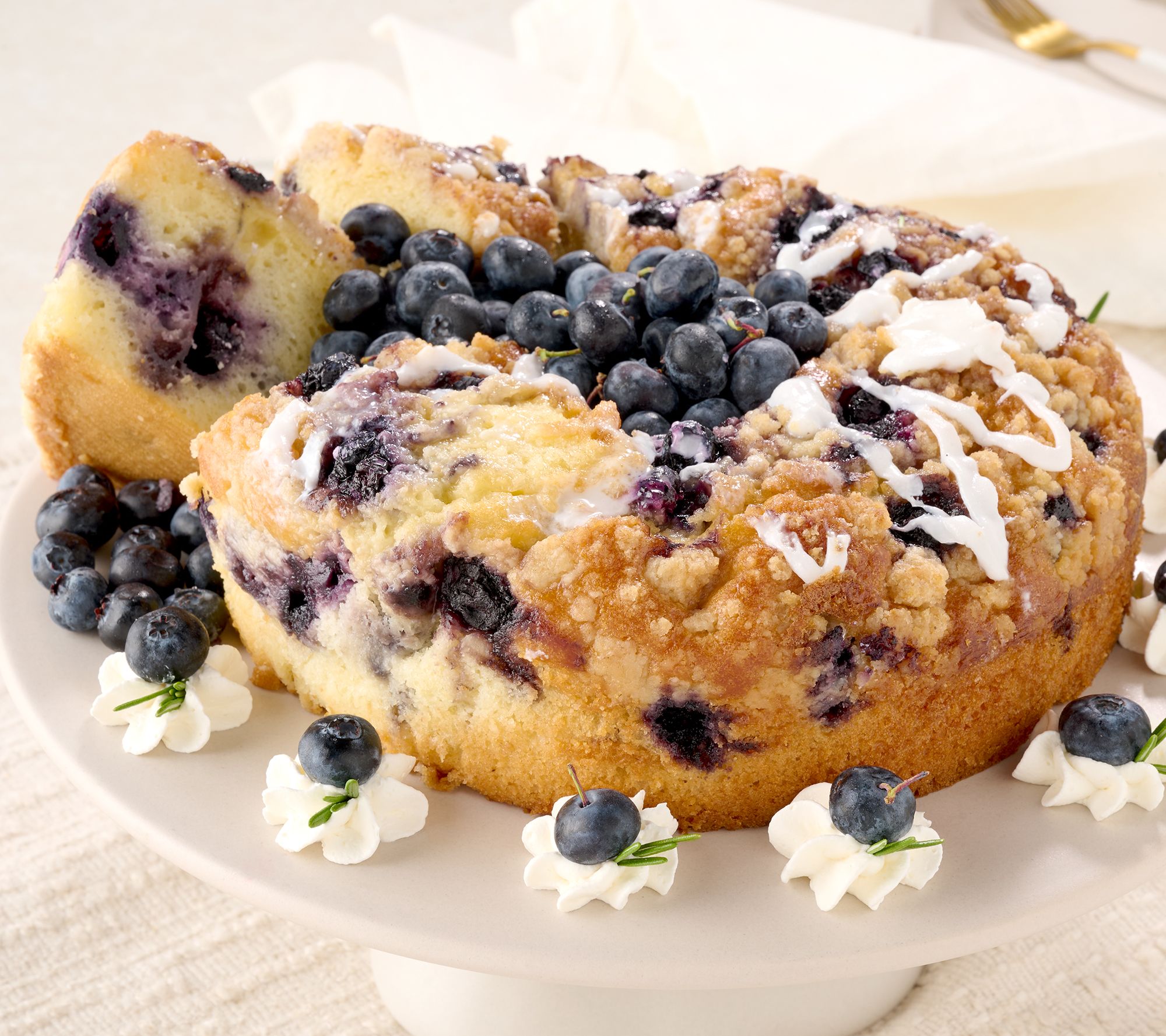 Hahn's Bakery 2 LB Best of Berries Coffee Cake Ring