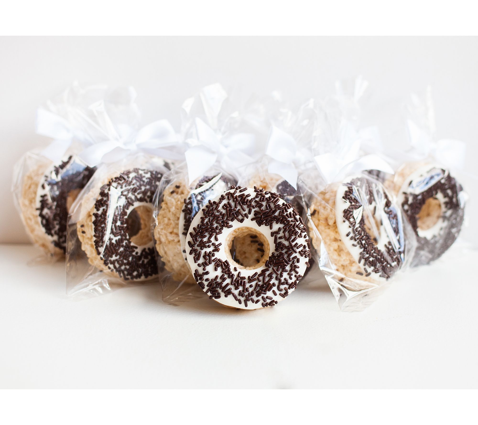Creative Crispies 12-Piece Chocolate SprinklesDonut
