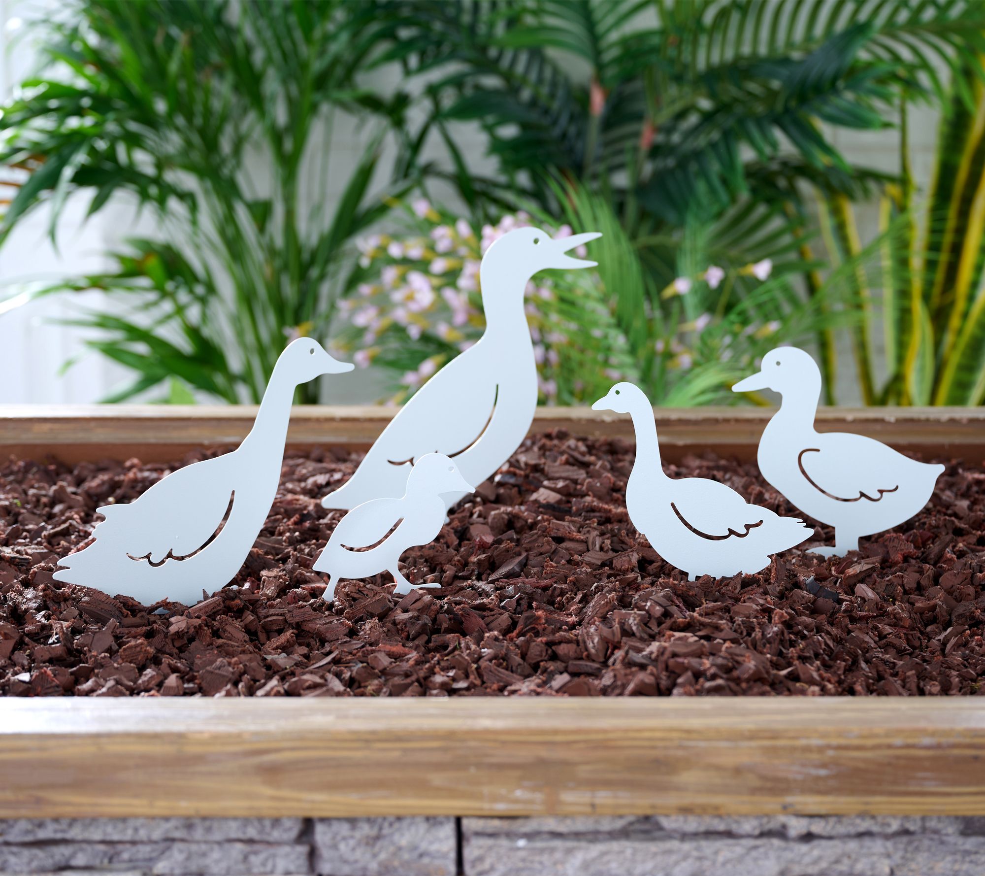 Marigold 5 Piece Metal Duck Family Silhouette Garden Stakes
