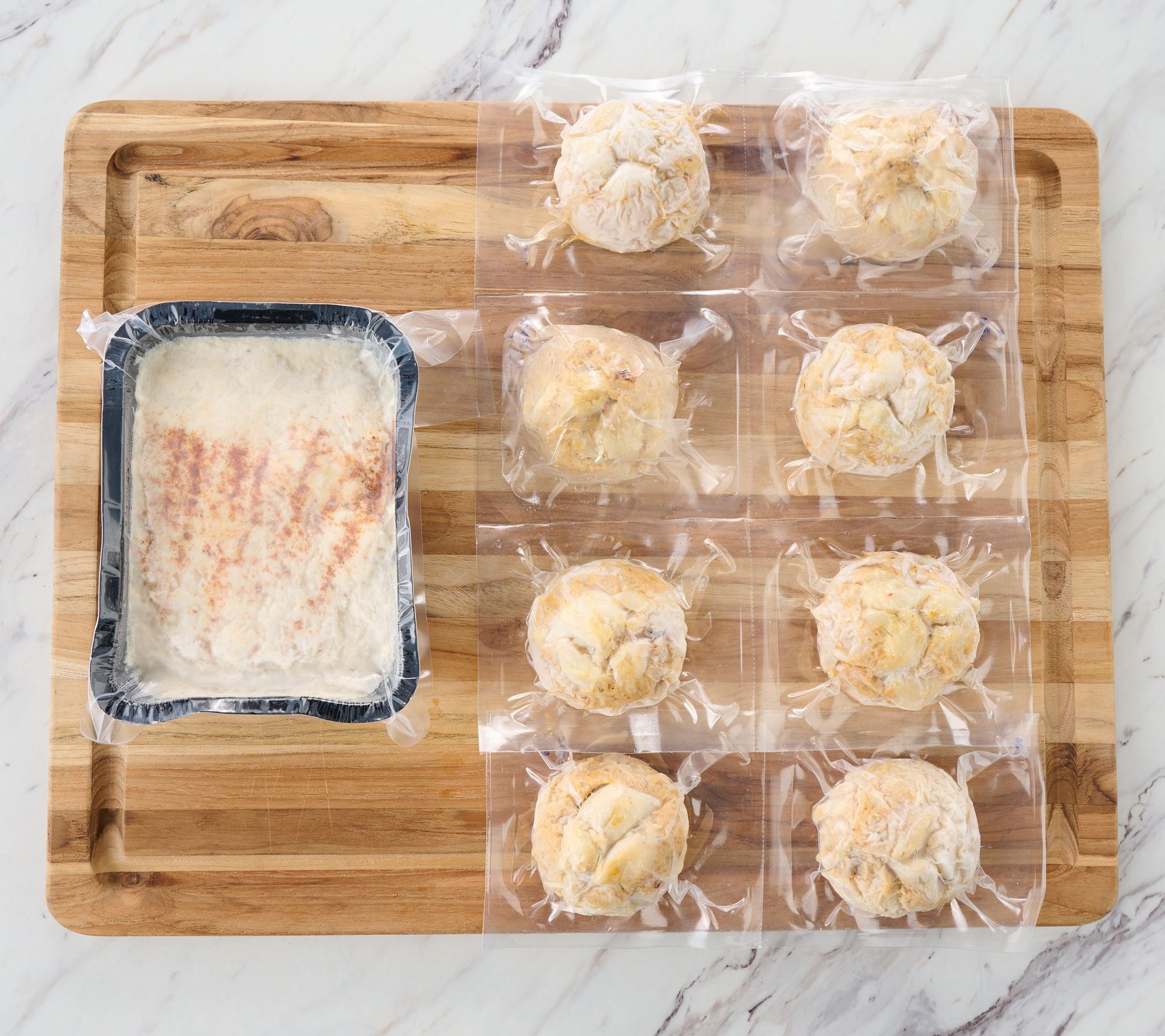 Graham & Rollins (8) 3oz Chesapeake Crab Cakes with 10oz Crab Dip