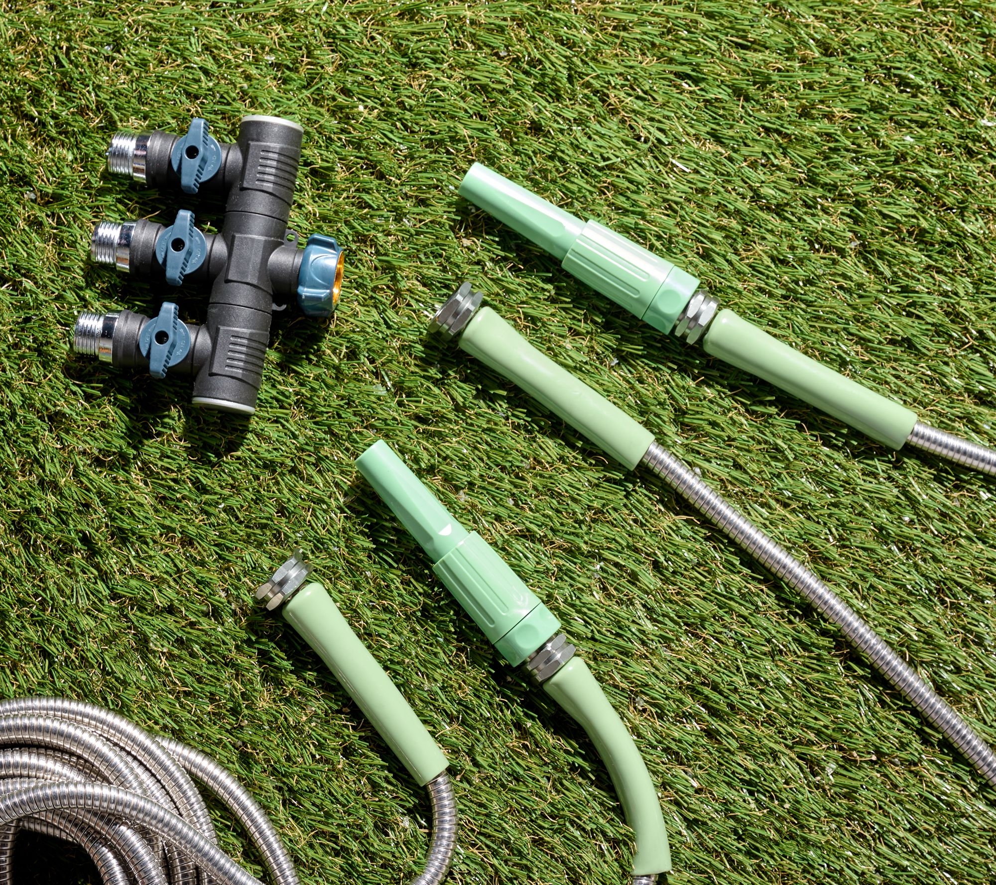 Bernini Set of 2 25' Expanding Metal Hoses w/ 3-way Splitter