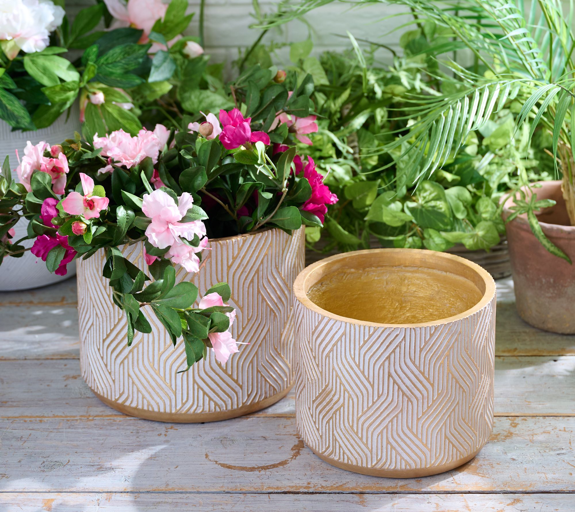 Scott Living Set of 2 Metallic Finish 10" and 12" MGO Planters
