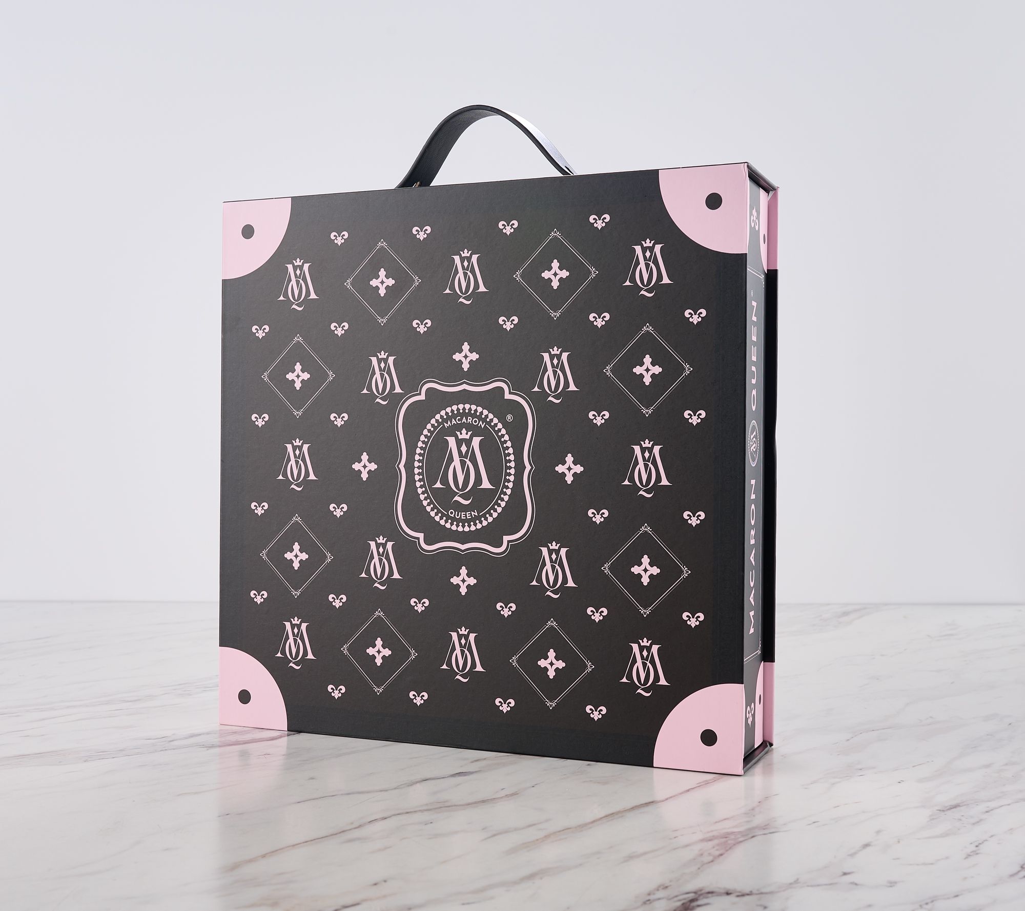 SH11/9 Macaron Queen (18) Iconic Macarons In Gift Box | QVC