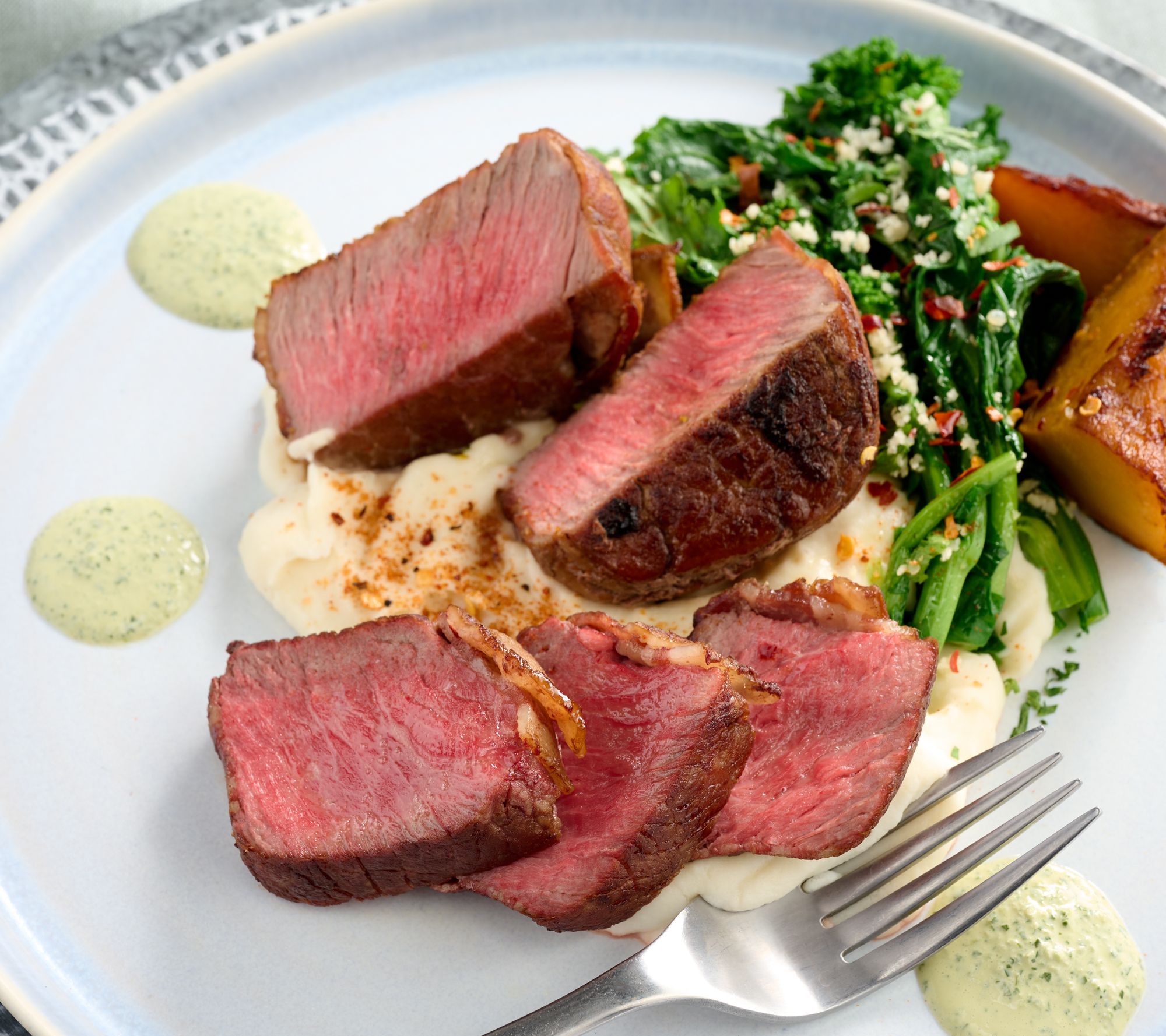 Rastelli's (8) 5-oz Bacon Wrapped Filet Mignons Auto-Delivery