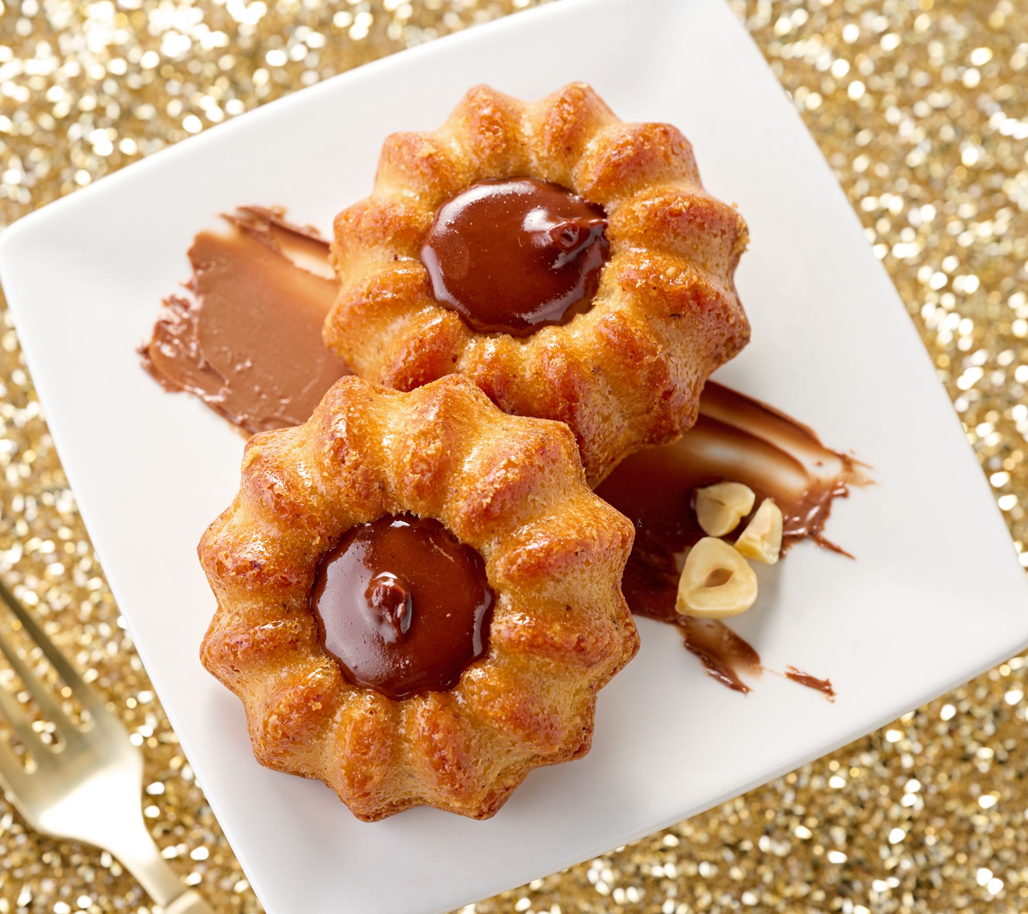 Mini Lemon Bundt Cakes - The Baking ChocolaTess