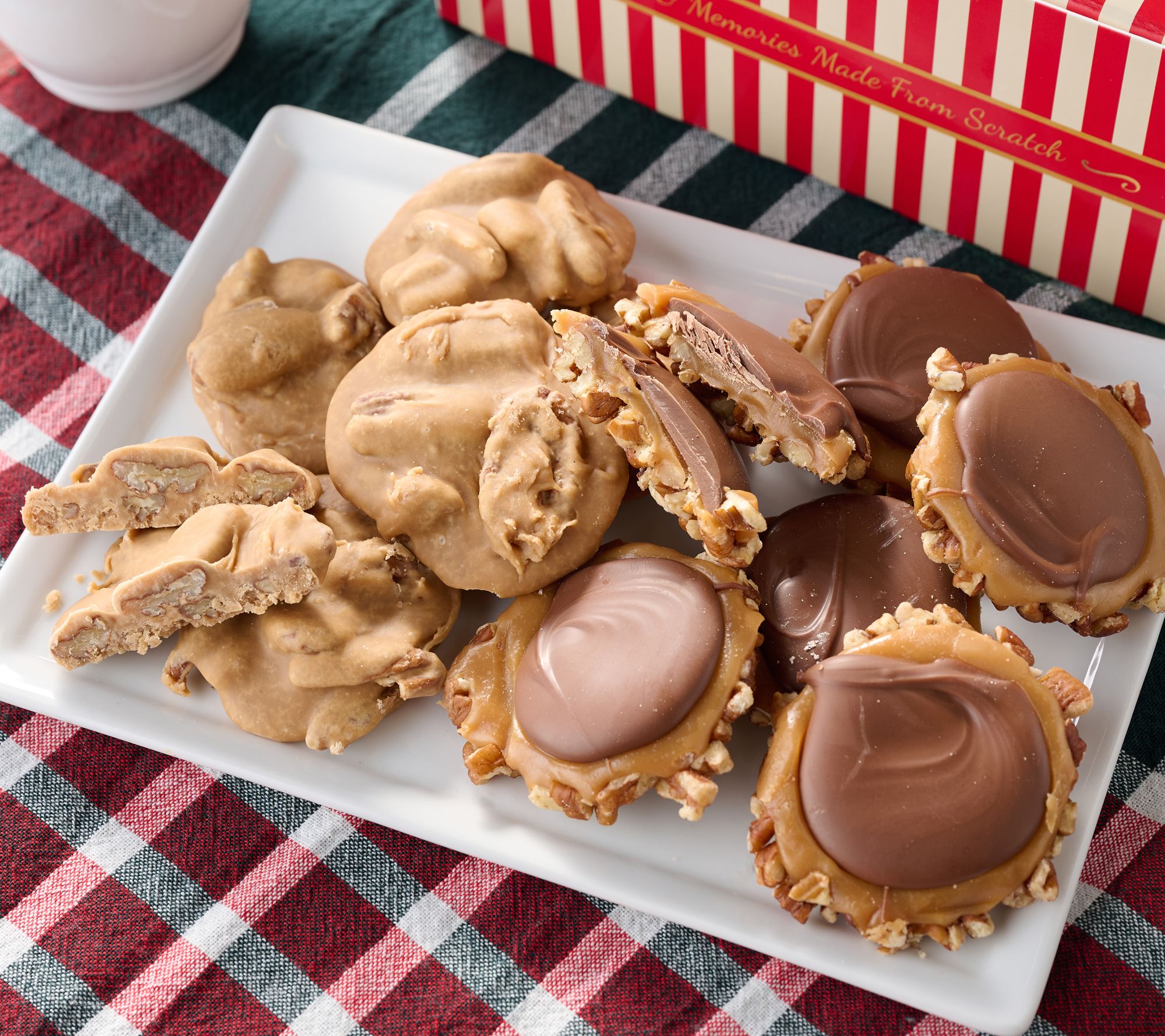 Savannah's Candy Kitchen (12) Pralines & Gopher Turtles Assortment