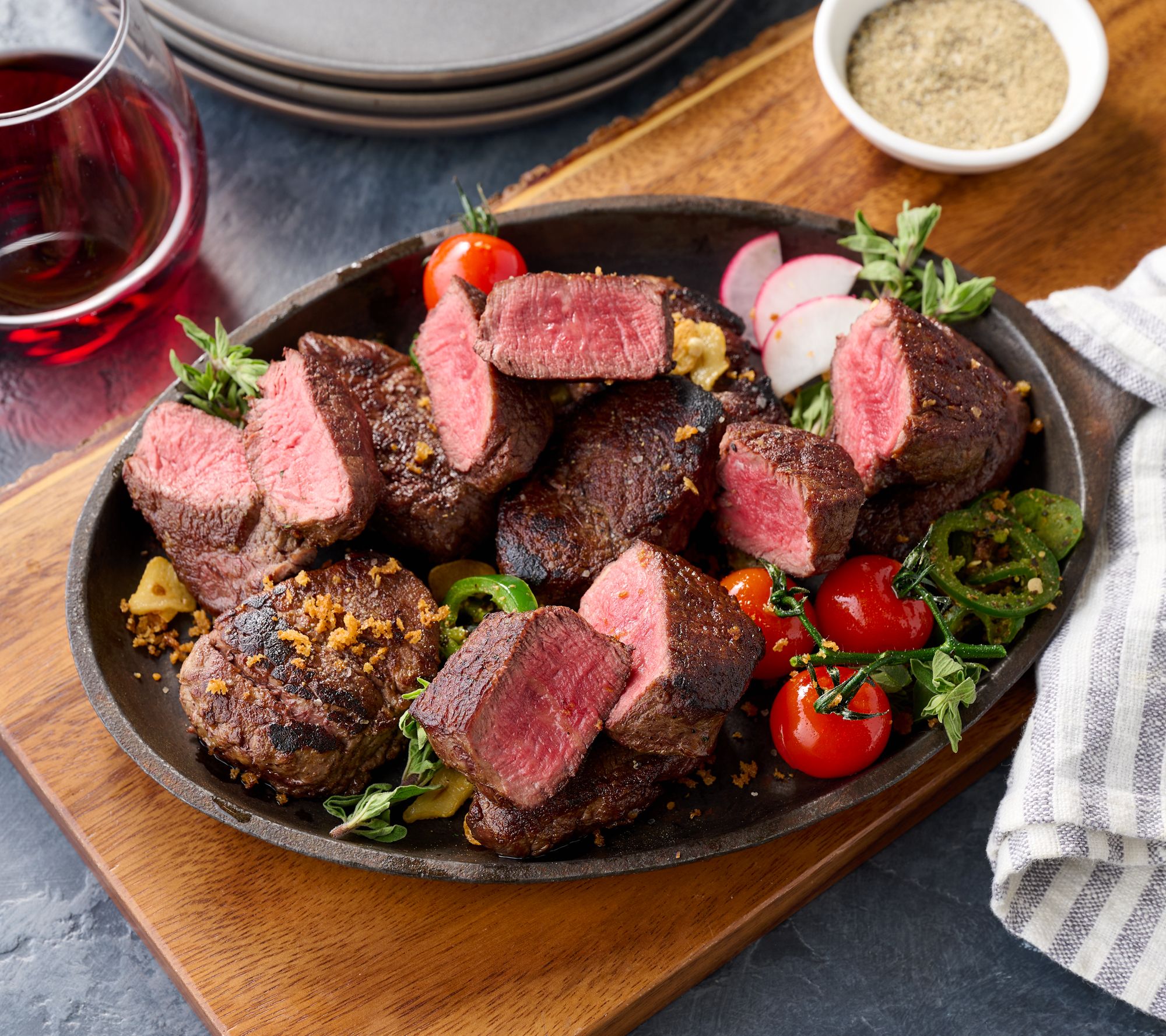 Rastelli's (30) 2-oz Black Angus Filet Mignon Medallions