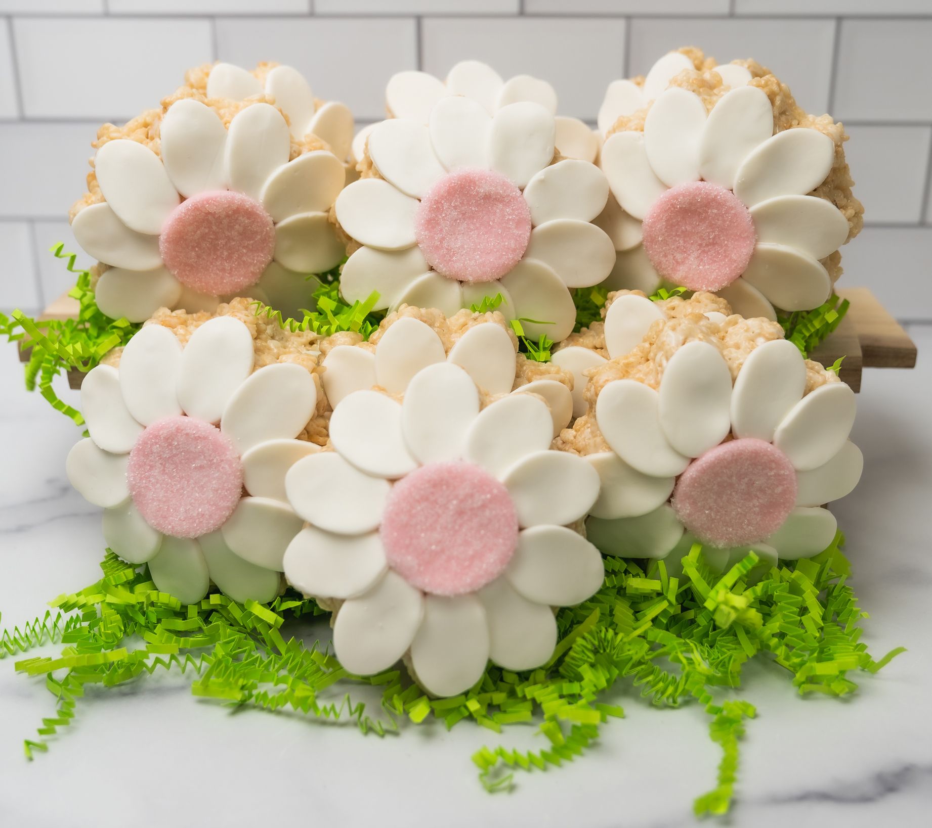 Creative Crispies 12-Pc Spring Pink Daisy