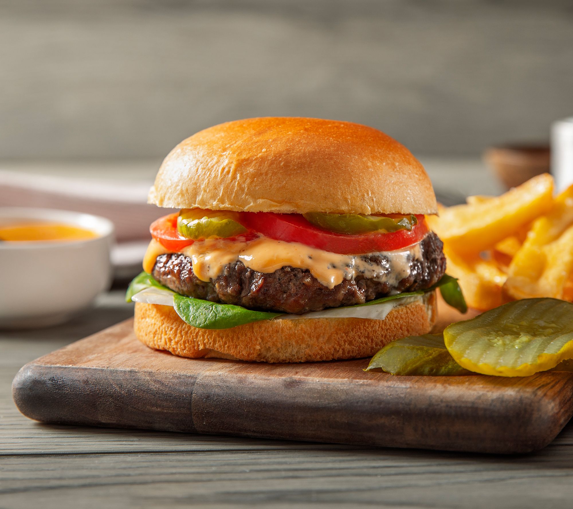 Steak burger Delivery in Tomelopitos, Discover Steak burger Restaurants  with Takeout