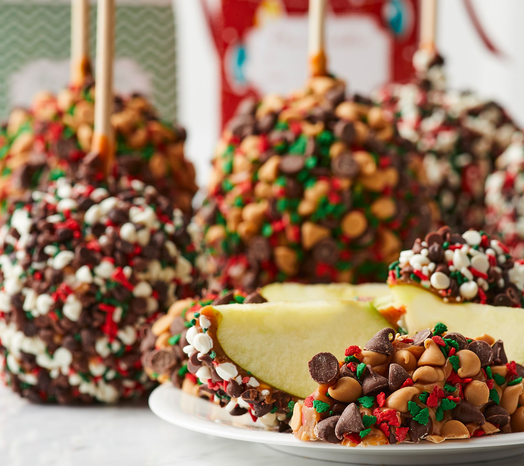 Mrs. Prindable' s 5 Large Apples with Christmas Gift Boxes