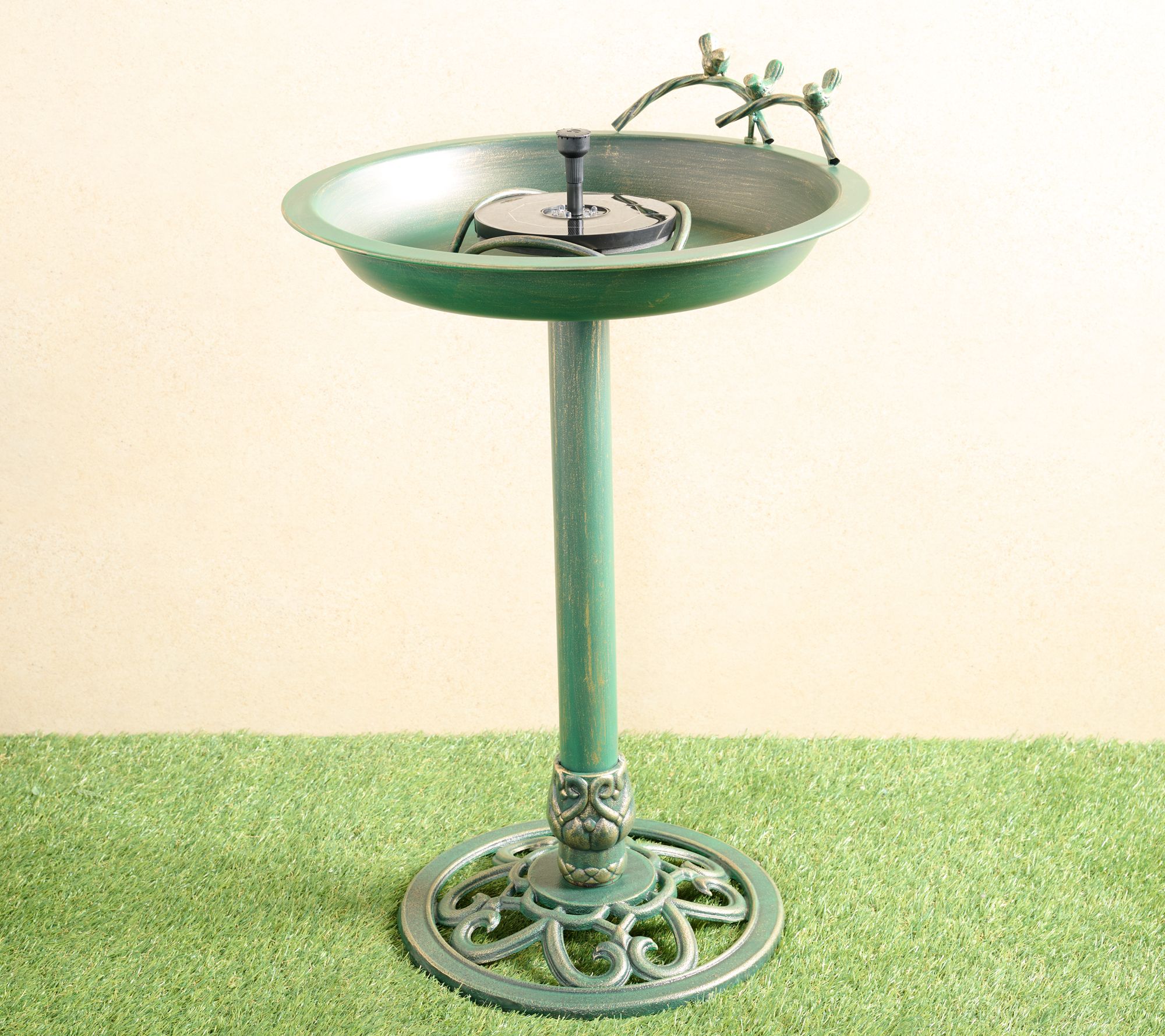 Bernini Padru Solar Fountain and Birdbath