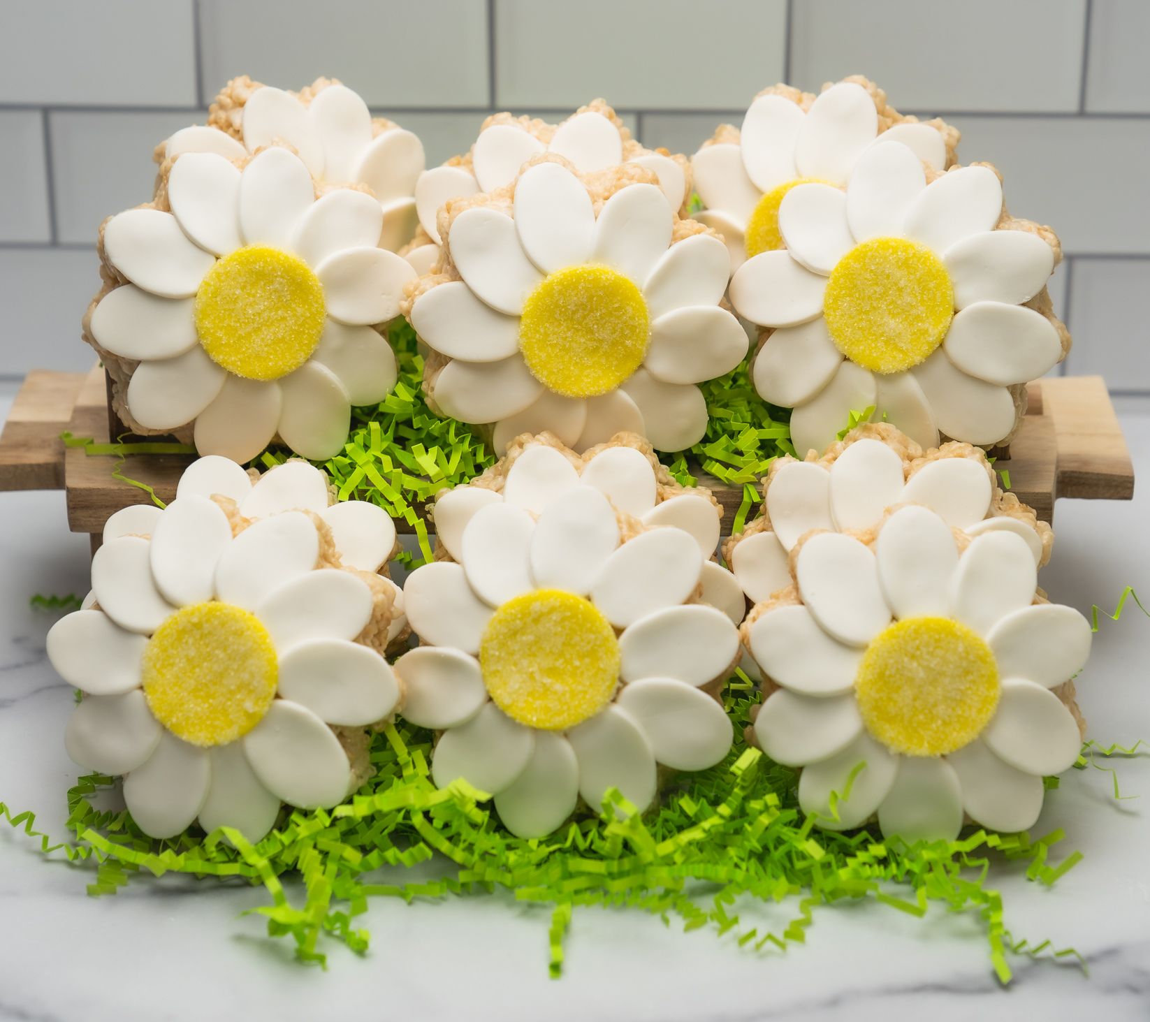 Creative Crispies 12-Pc Spring Yellow Daisy