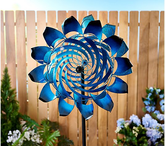 Plow & Hearth Dual Sided Center Swirl Illusion Wind Spinner