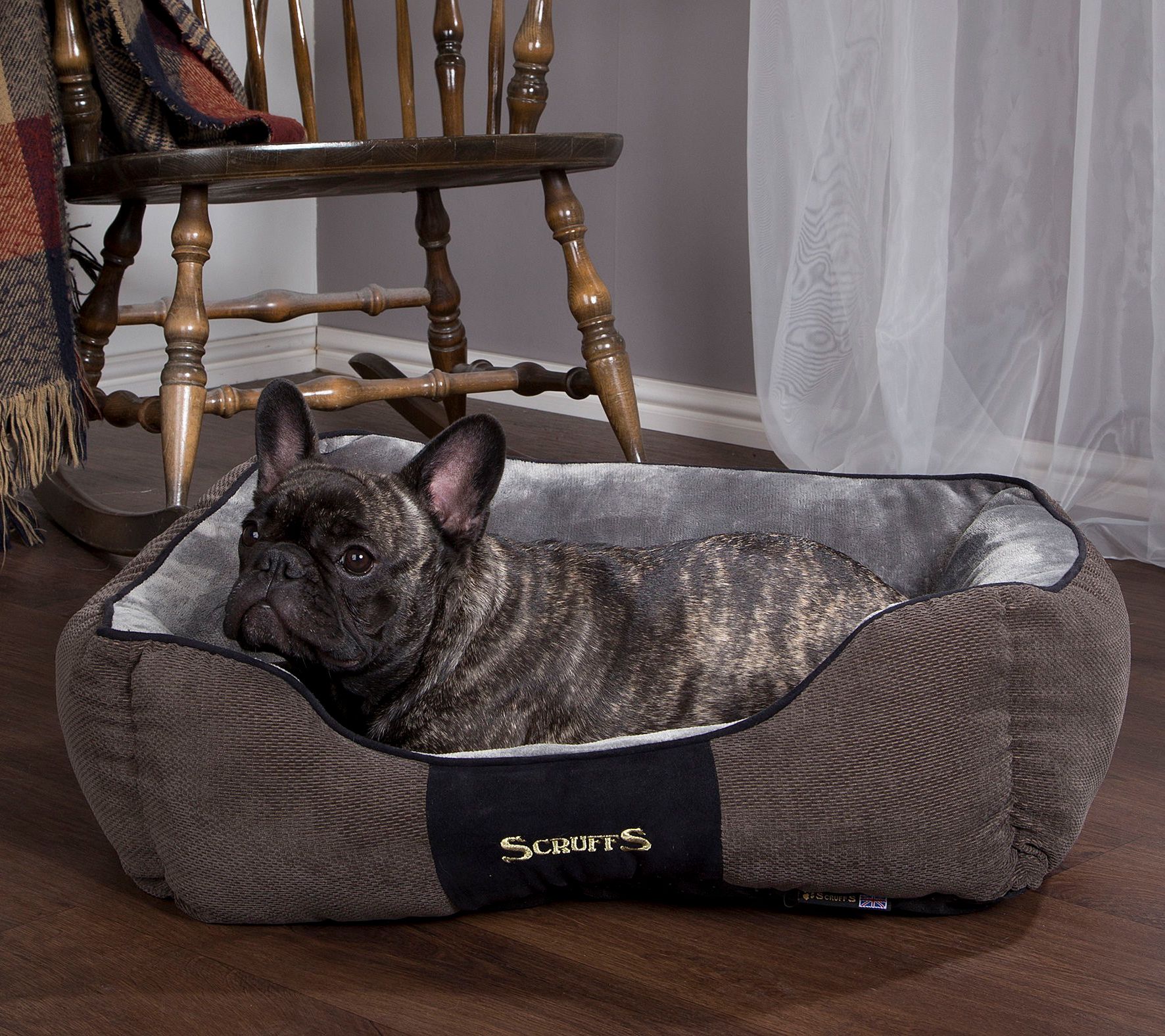 Scruffs Chester Medium Box Dog Bed