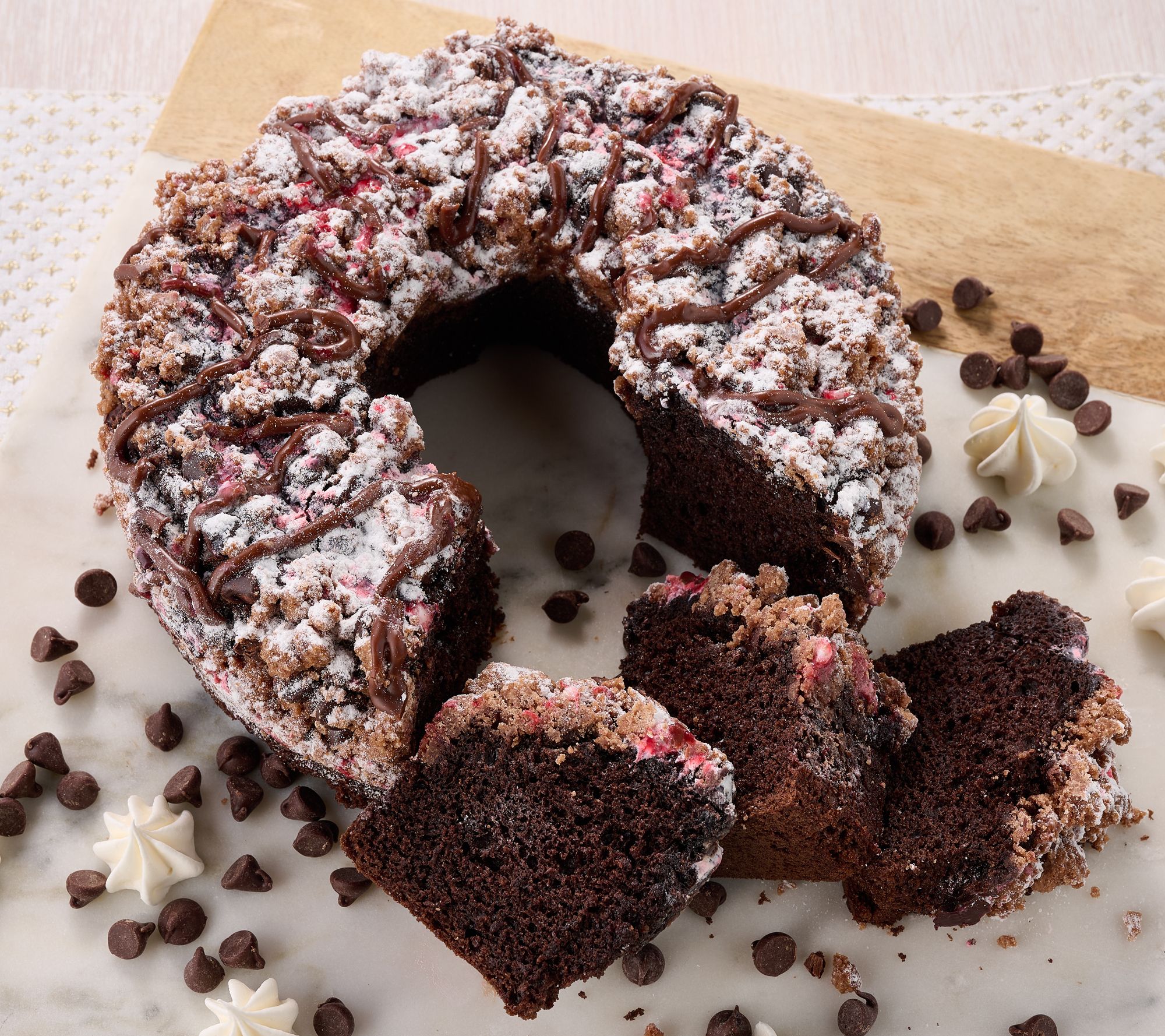 SH12/7 Hahn's Bakery 2LB Fresh Baked Holiday Coffee Cake Ring